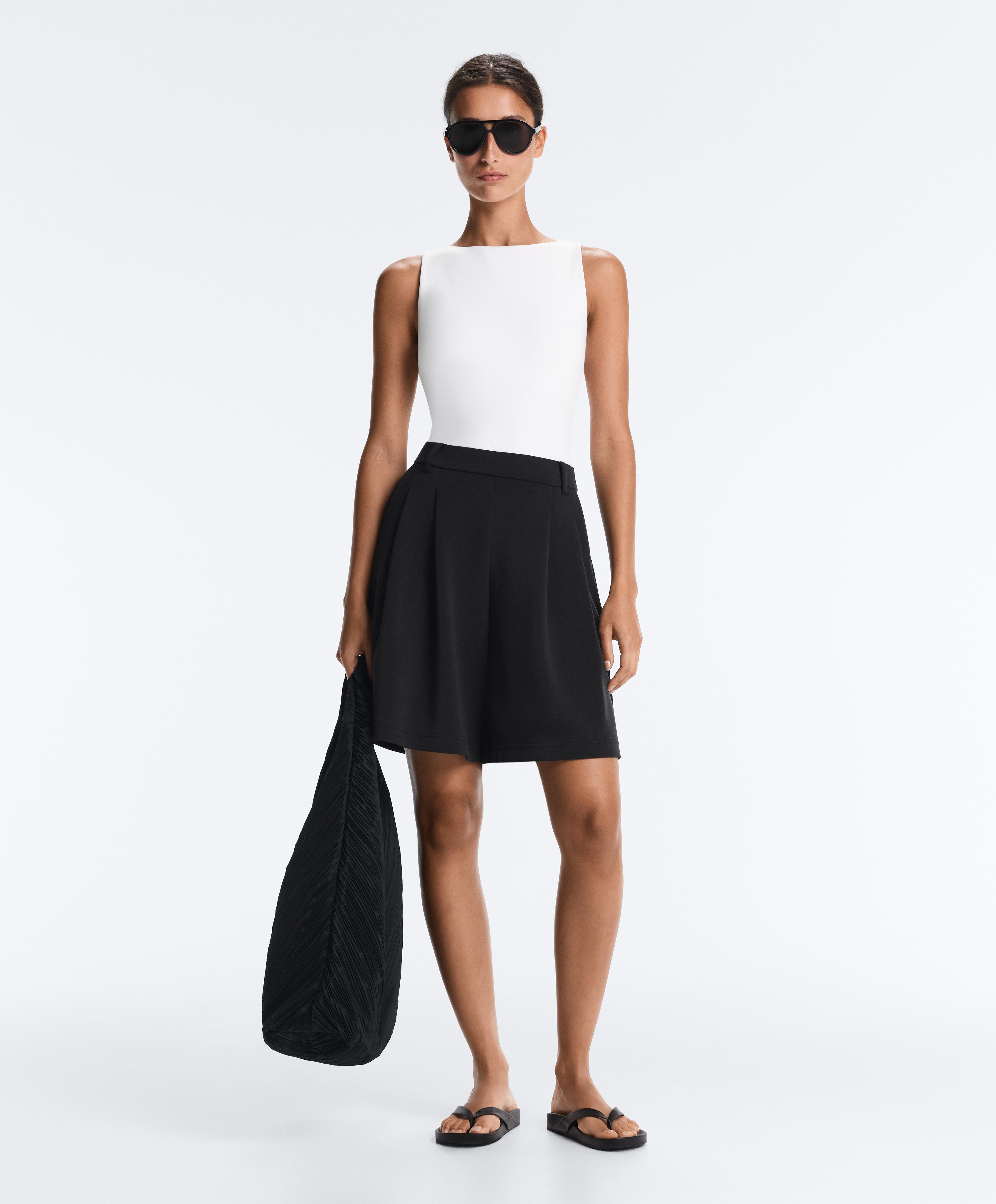 Open-back Comfortlux body — WHITE