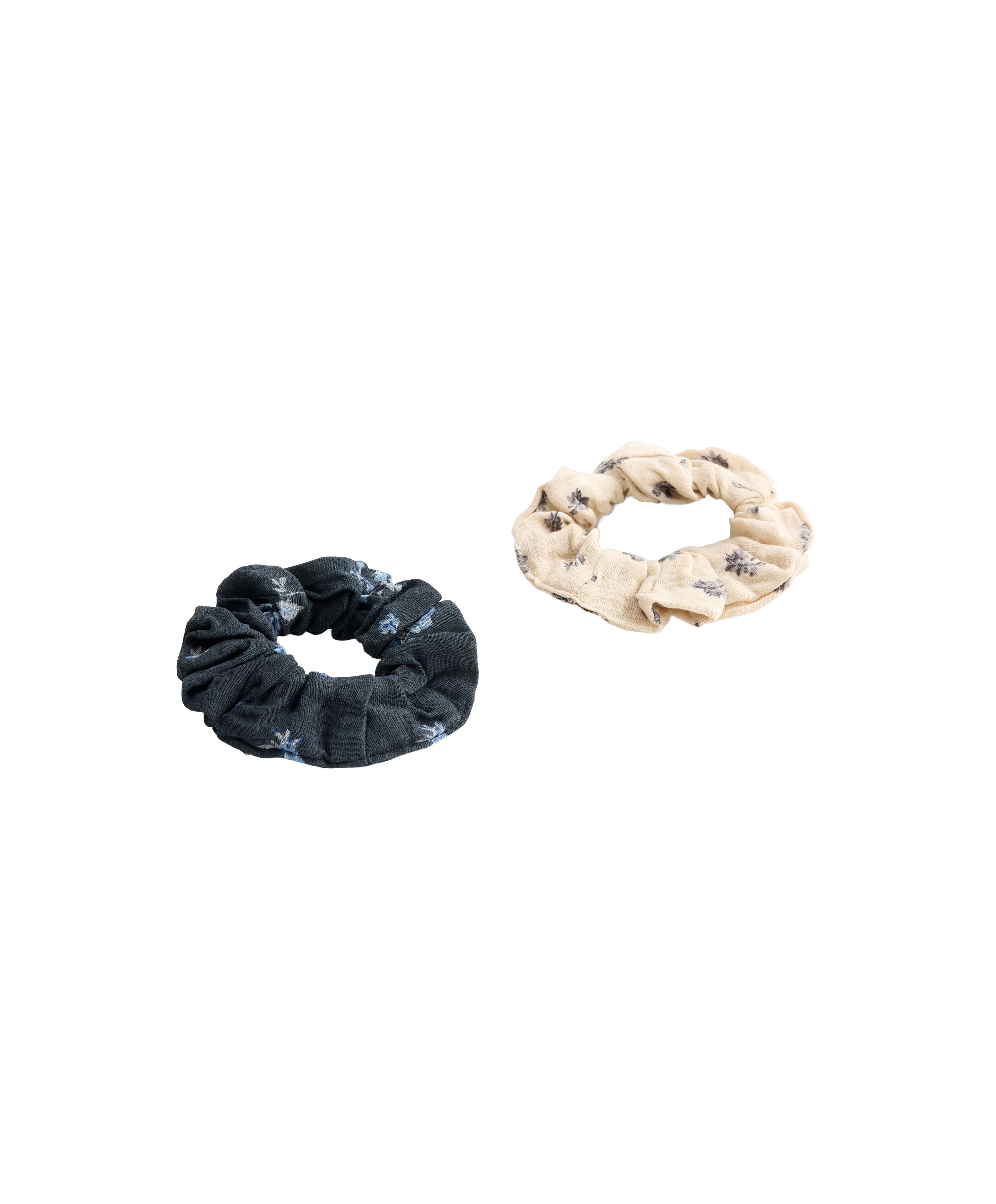 2 floral 100% cotton scrunchies — WASHED BLUE