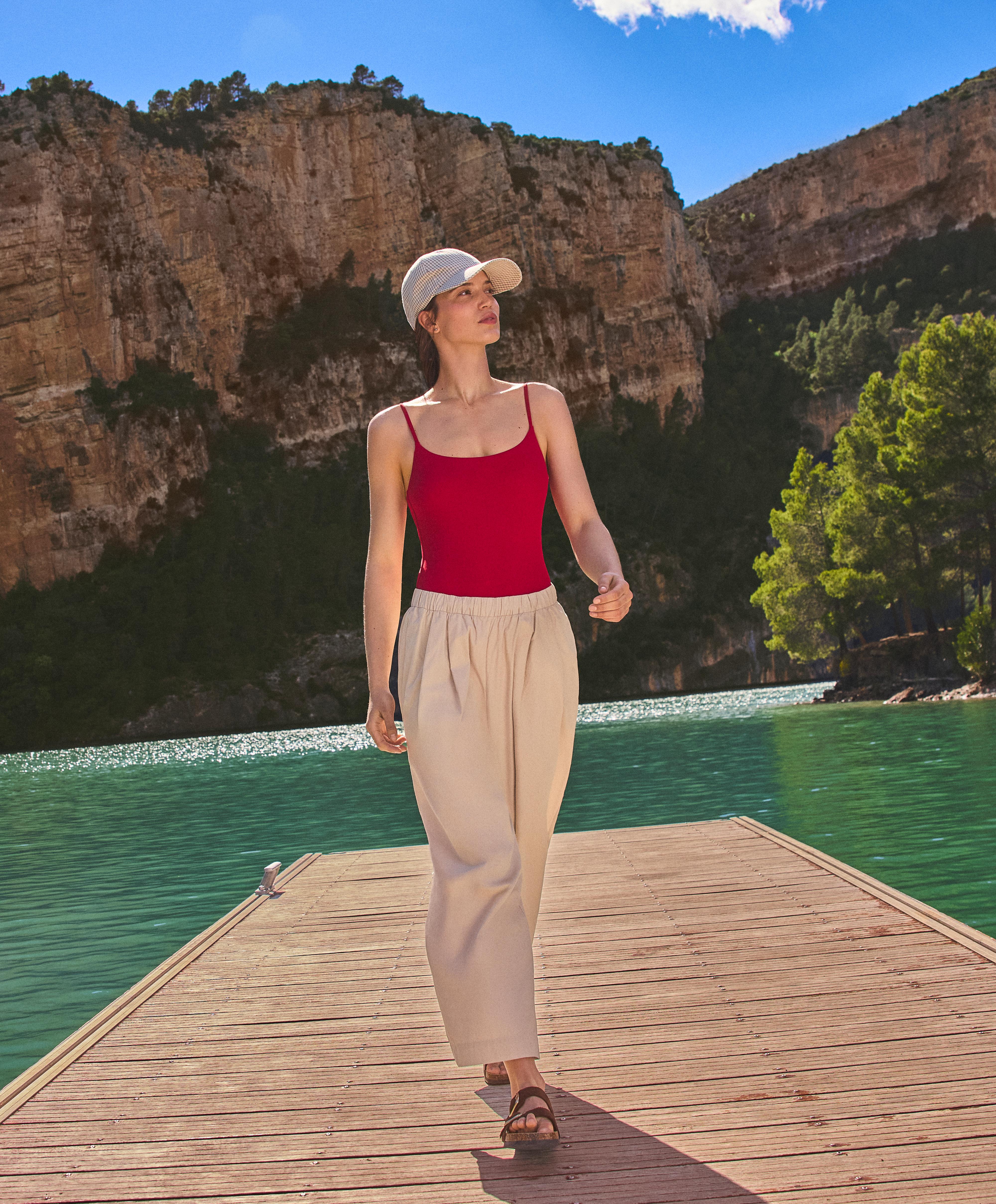 Piqué round neck swimsuit — BRIGHT RED