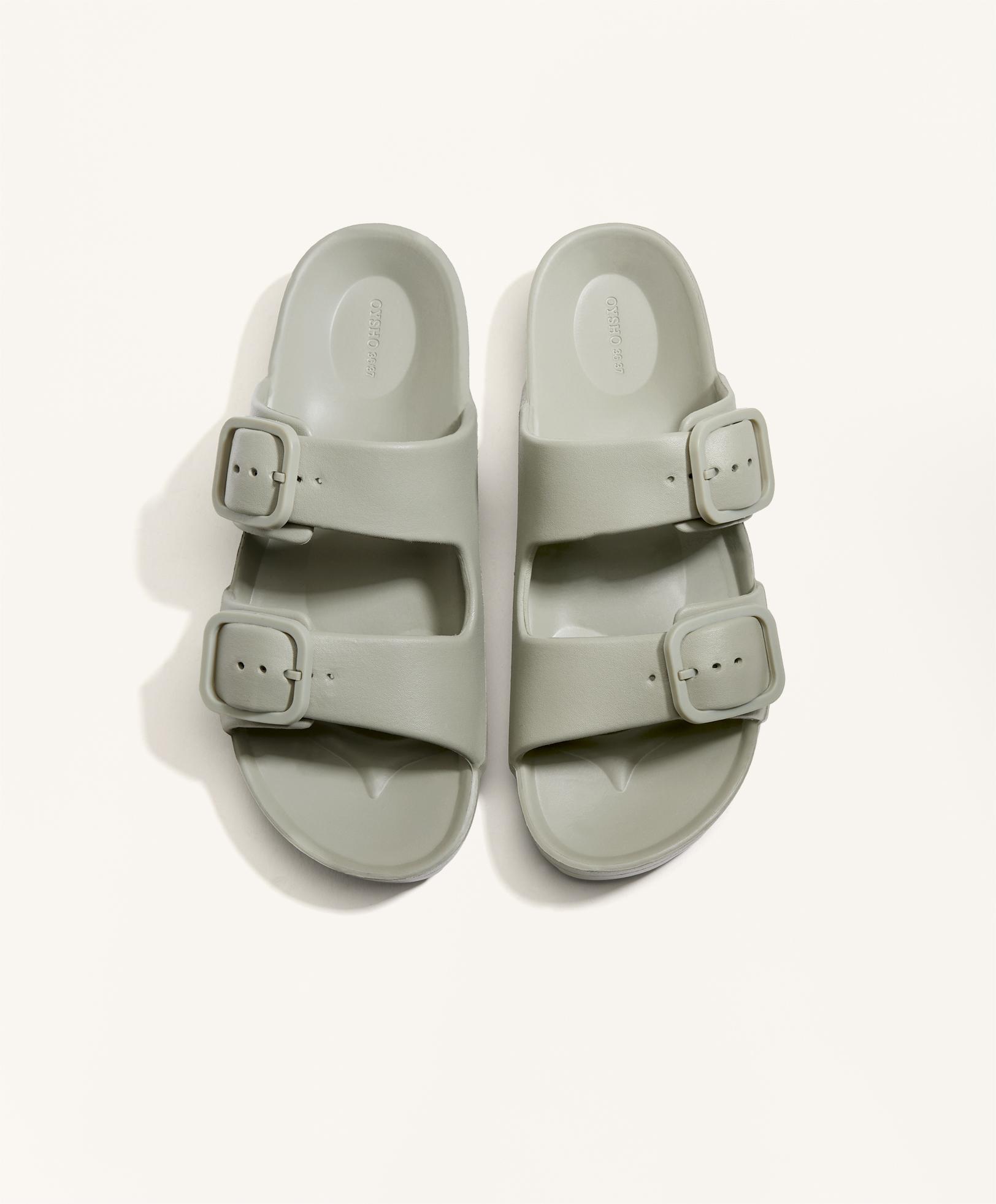 Sandale à boucles Sandale à boucles