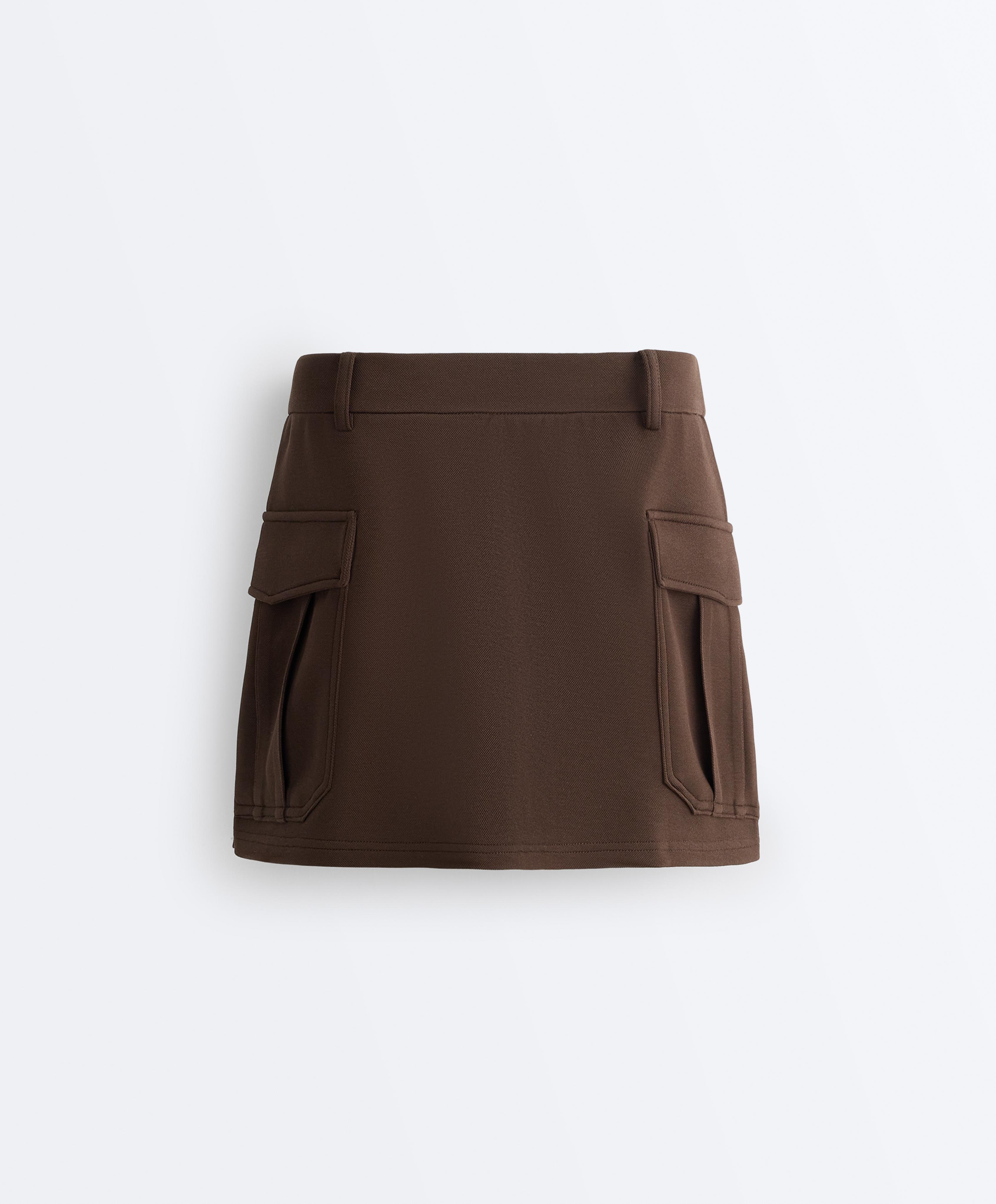 Short piqué skirt with cotton pockets — DARK BROWN