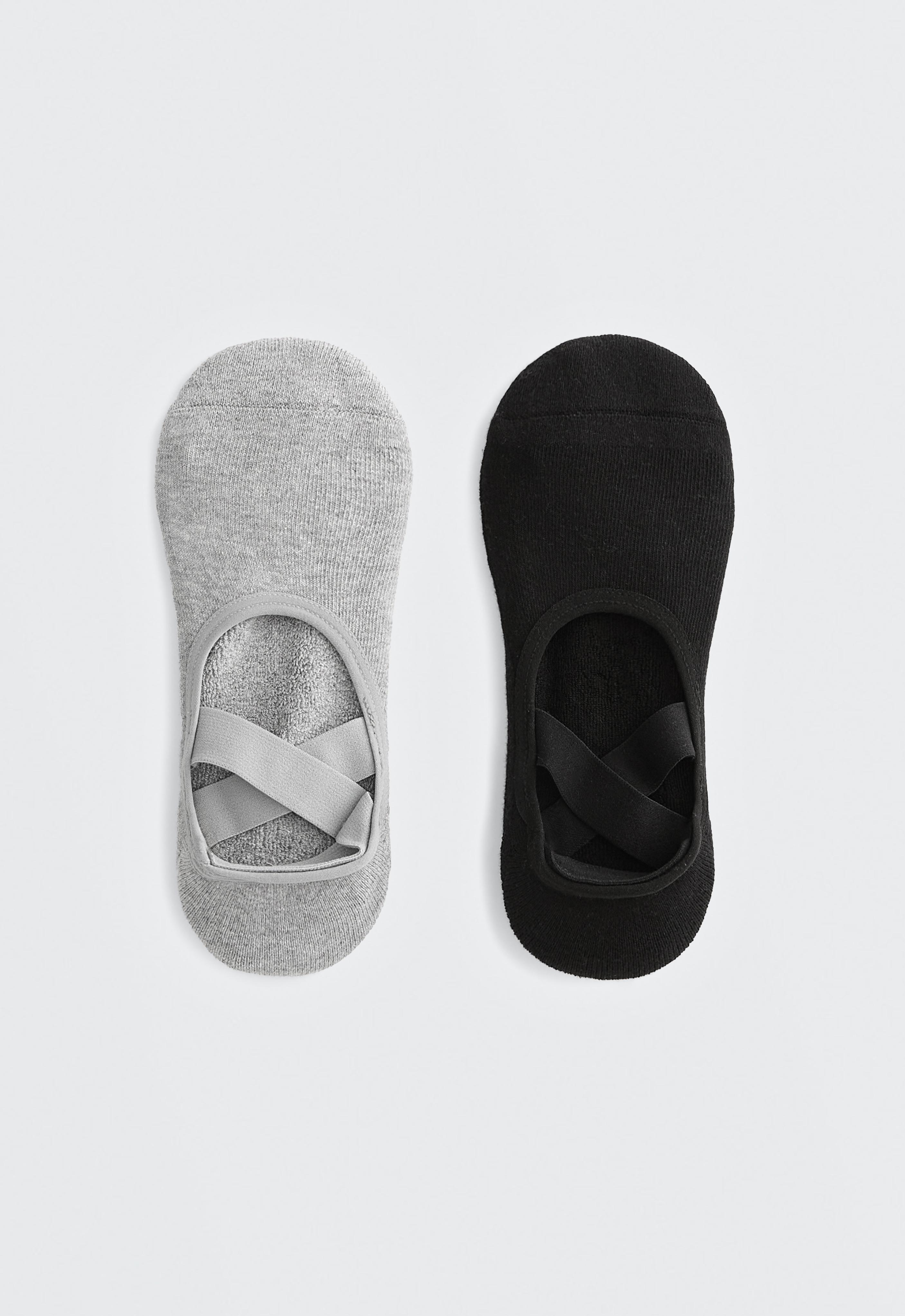 2 pairs of padded cotton blend yoga and Pilates socks with crossover straps — BLACK