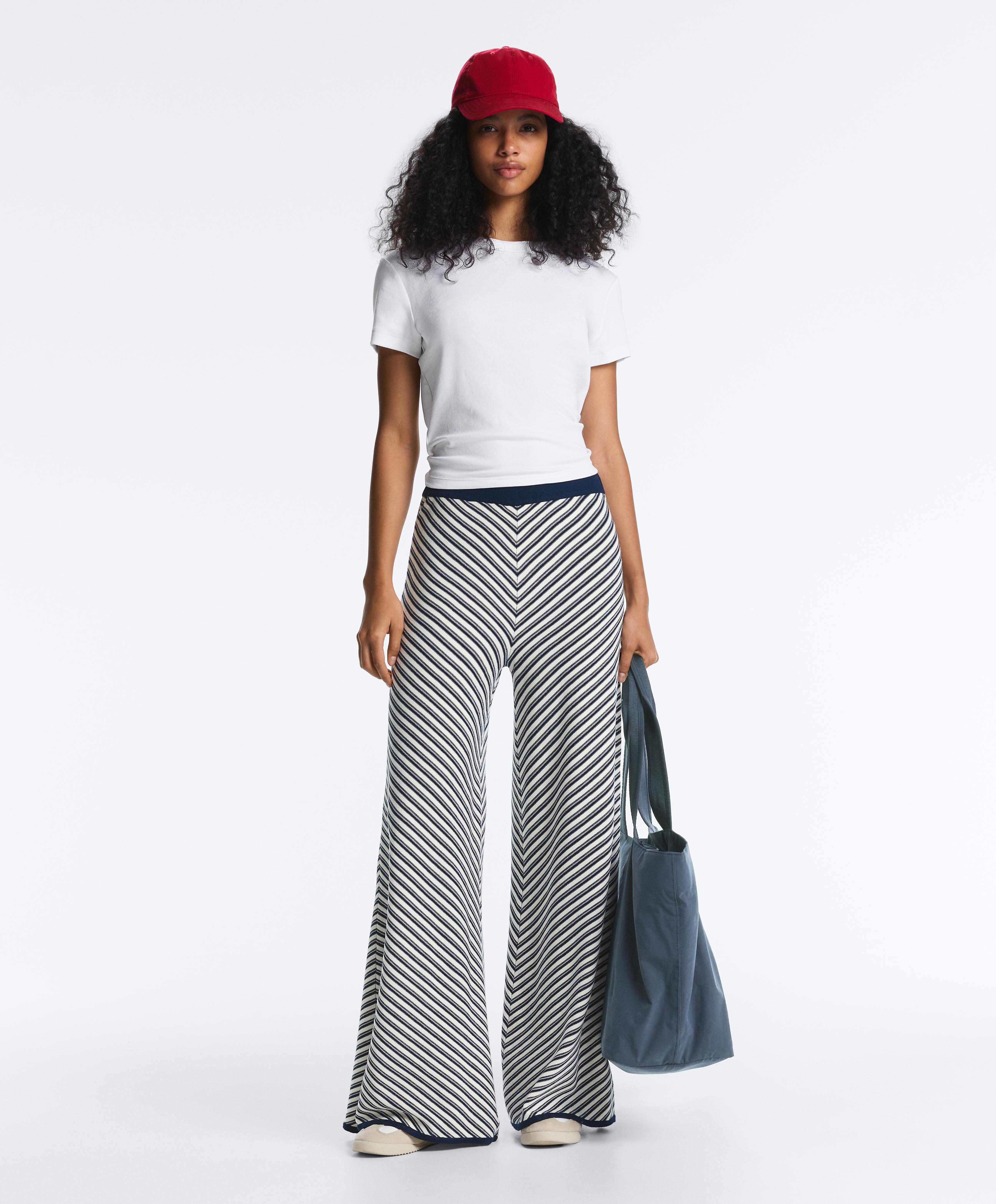 Diagonal stripe wide-leg knit trousers — NAVY BLUE