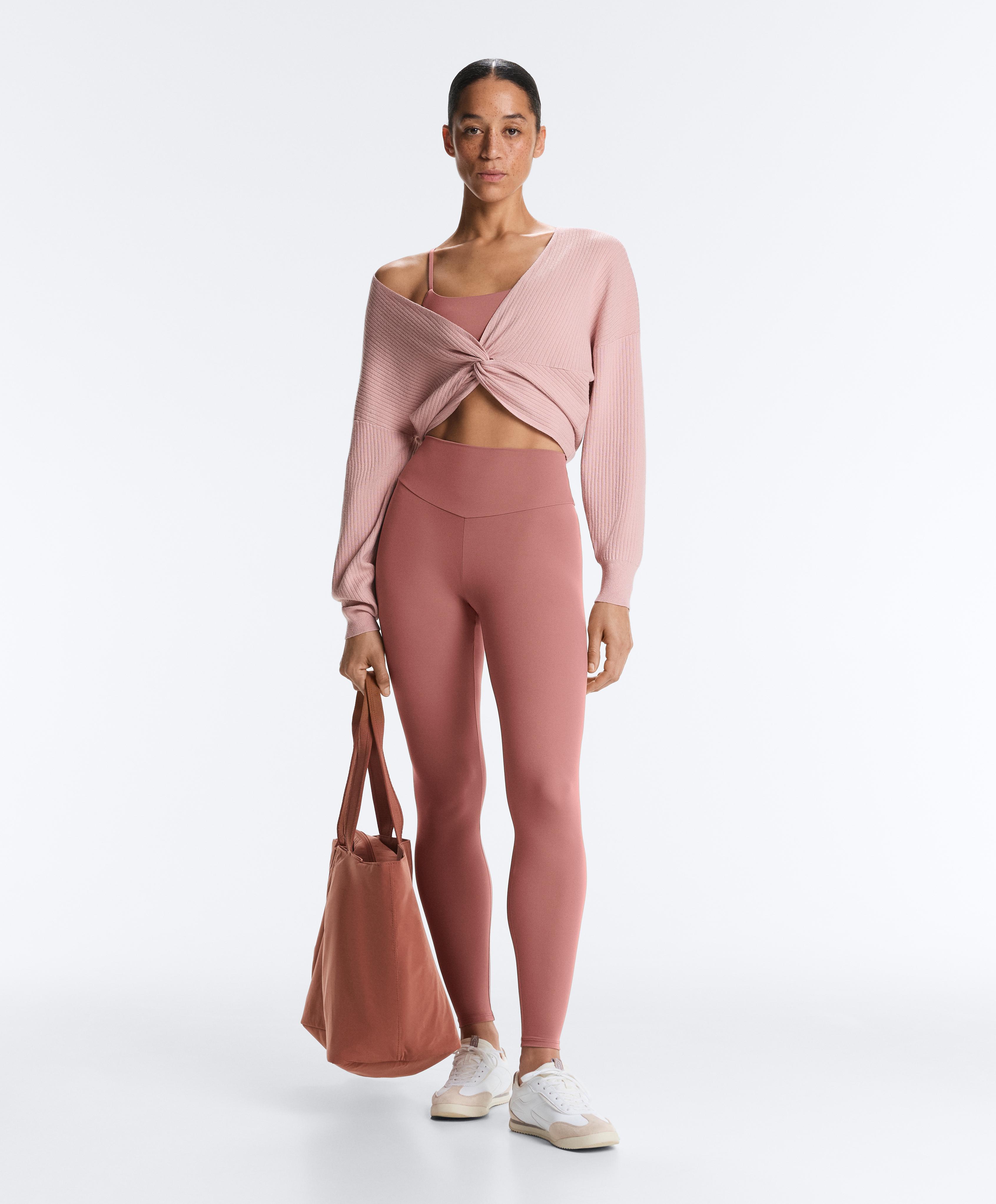Low-support Comfortlux sports bra with straps — PALE PINK