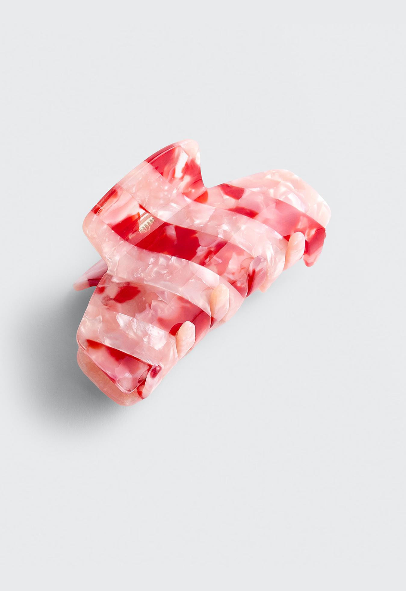 Mixed-stripe hair claw — CORAL RED