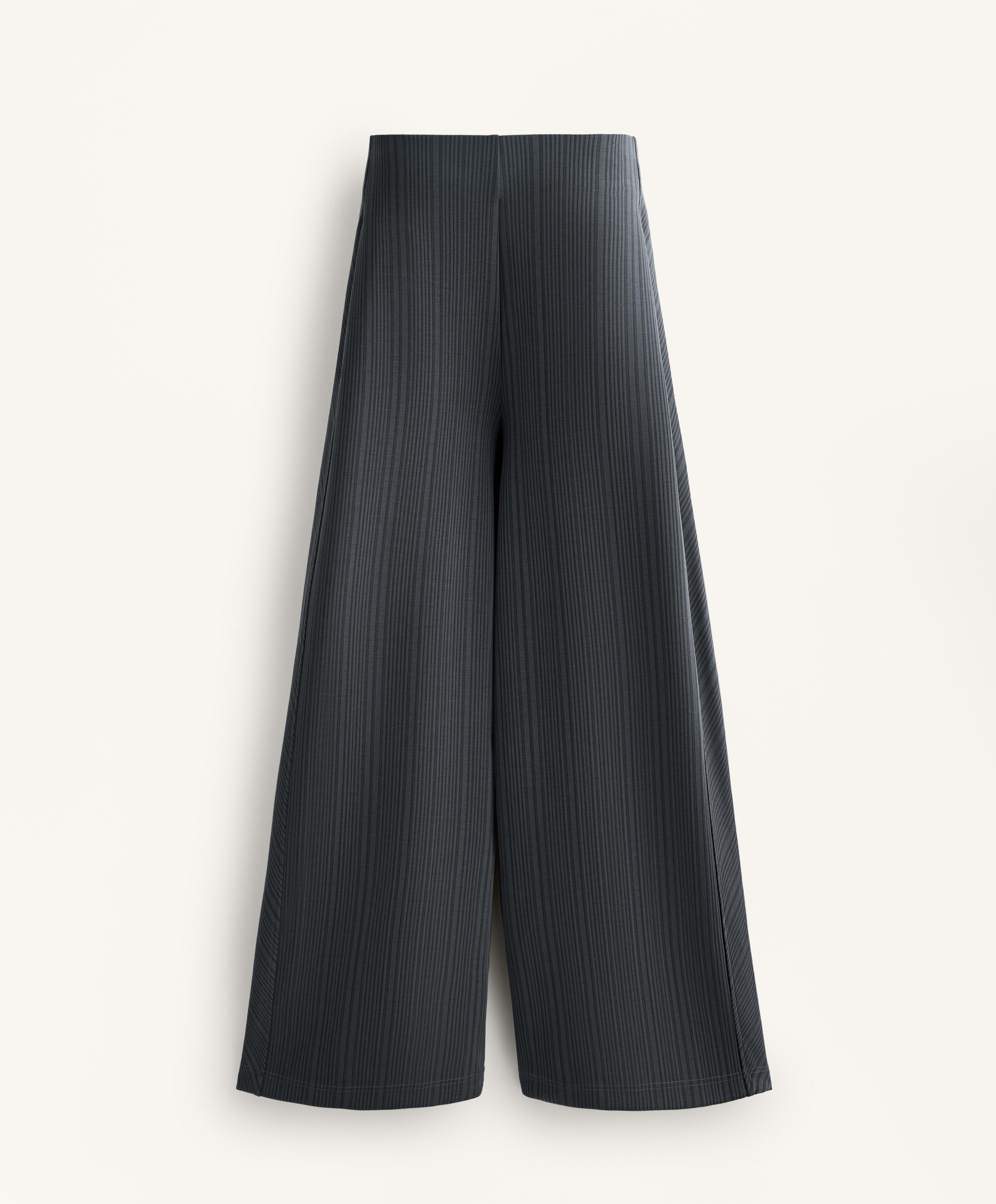Asymmetric stripe trousers with modal Asymmetric stripe trousers with modal