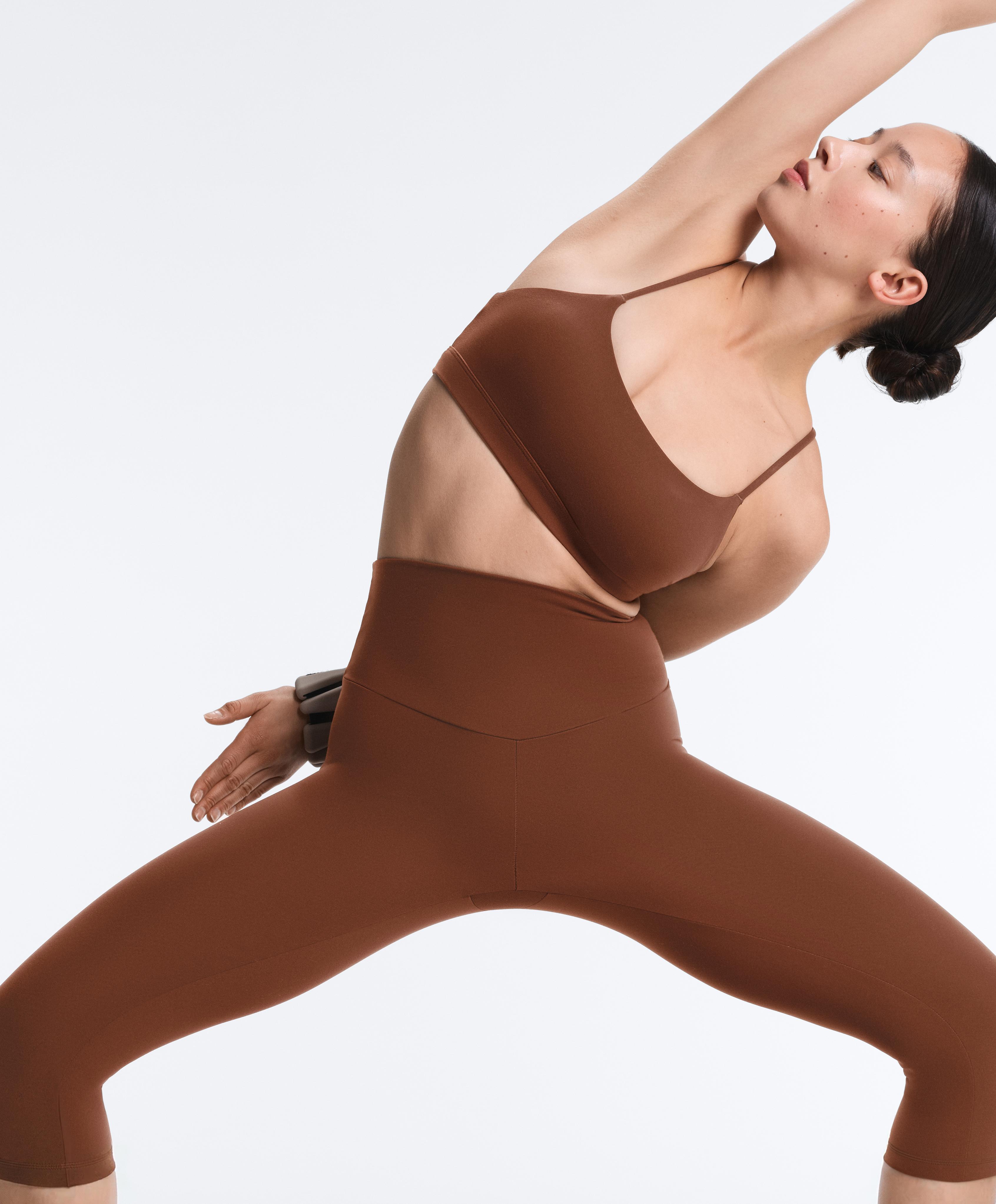 Comfortlux super-high-rise 50cm capri leggings — COFFEE