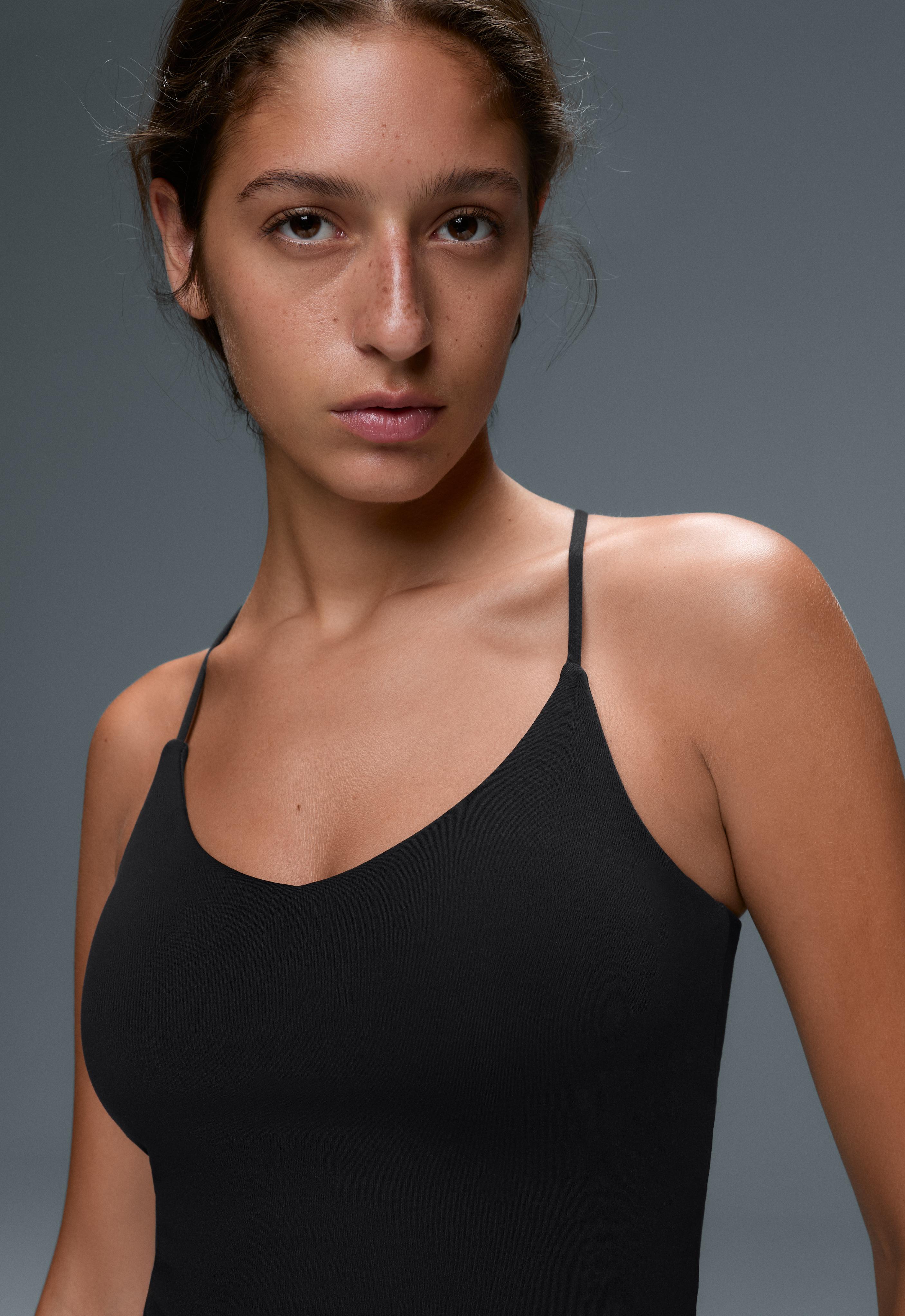 Comfortlux tank top with adjustable straps — BLACK