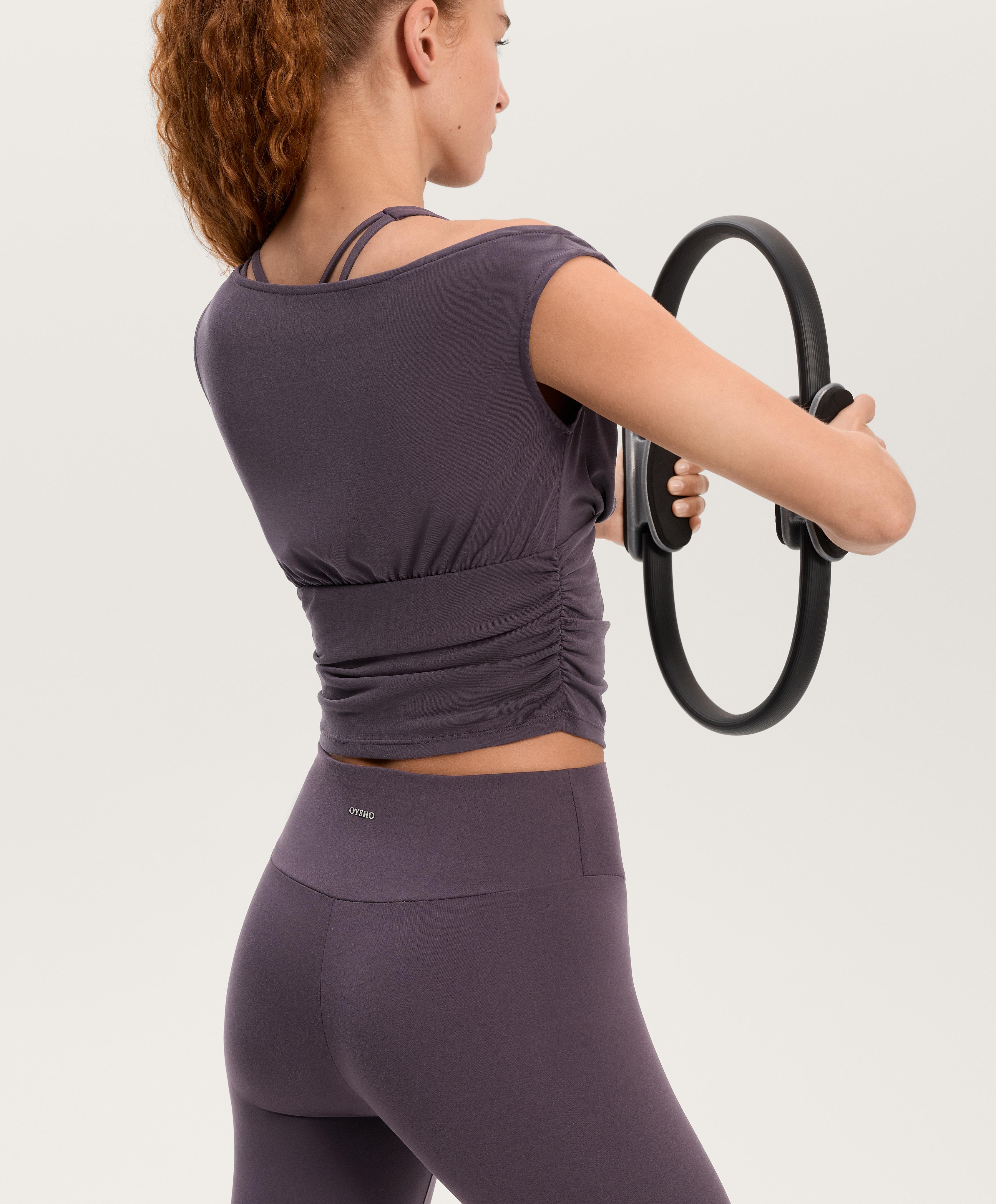 Maglietta smanicata vita aderente - Saldi