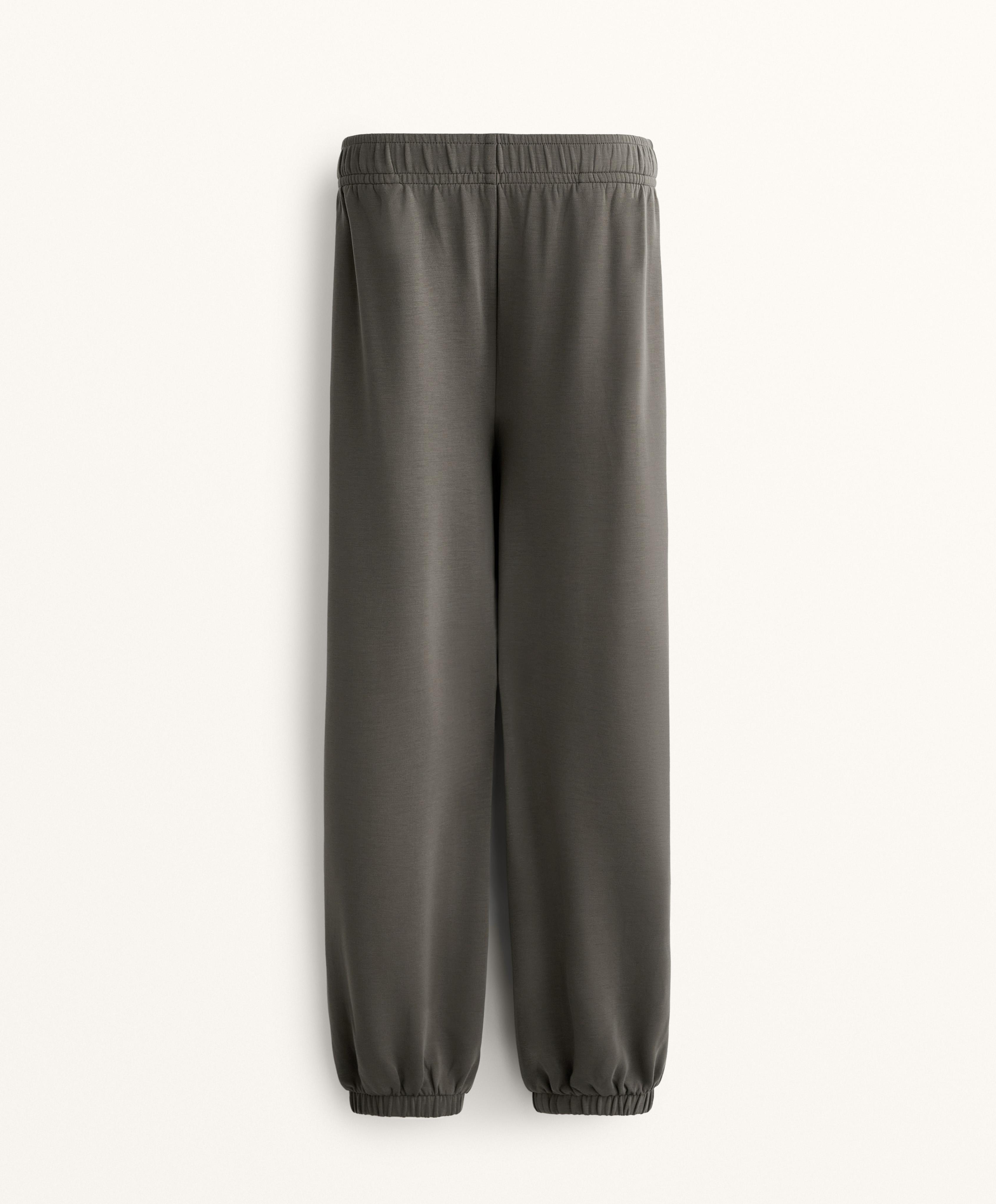 กางเกงขายาว jogger ผ้าผสม modal เนื้อนุ่ม - ลดราคา