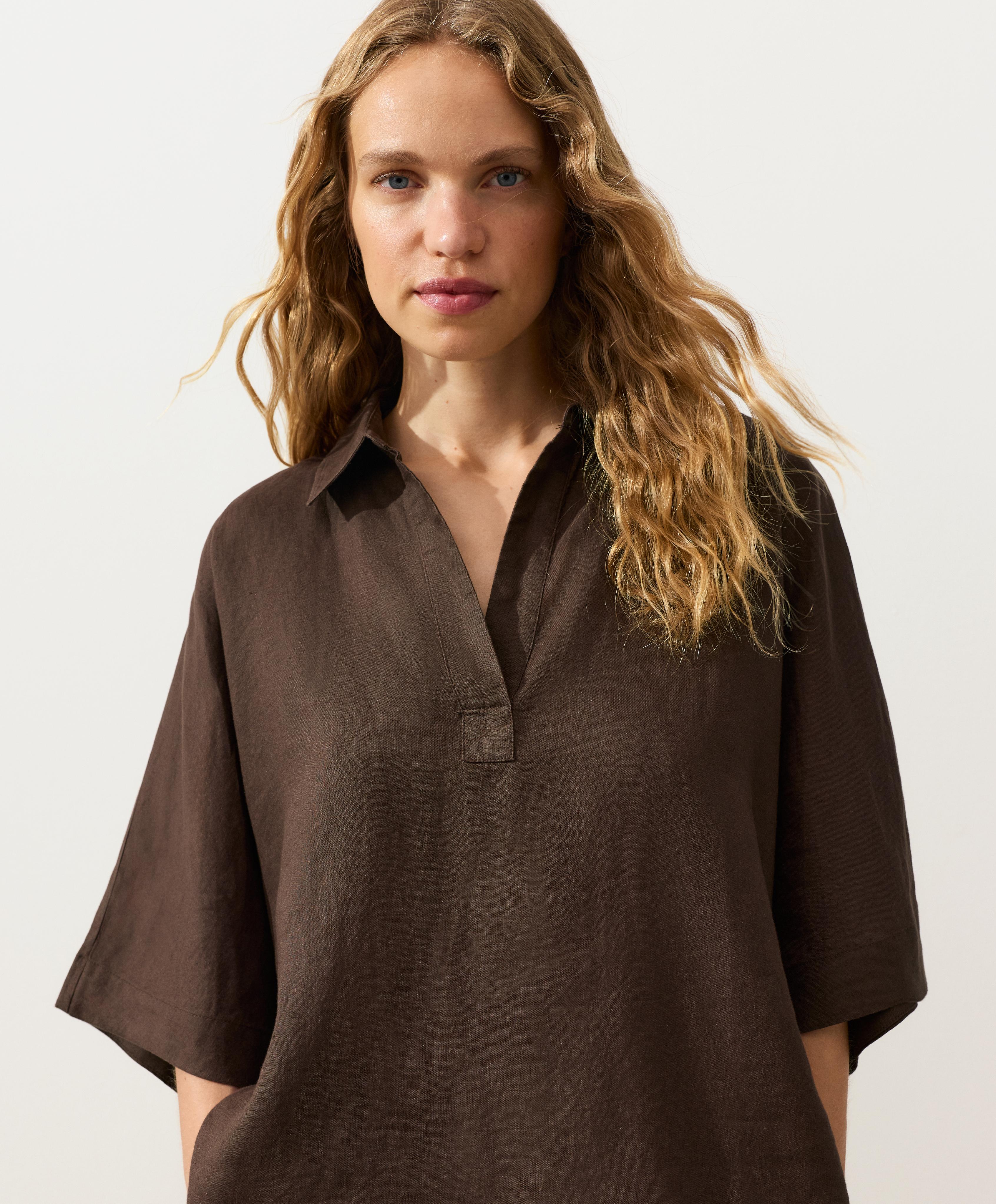 Oversize short-sleeve 100% linen polo shirt — DARK BROWN