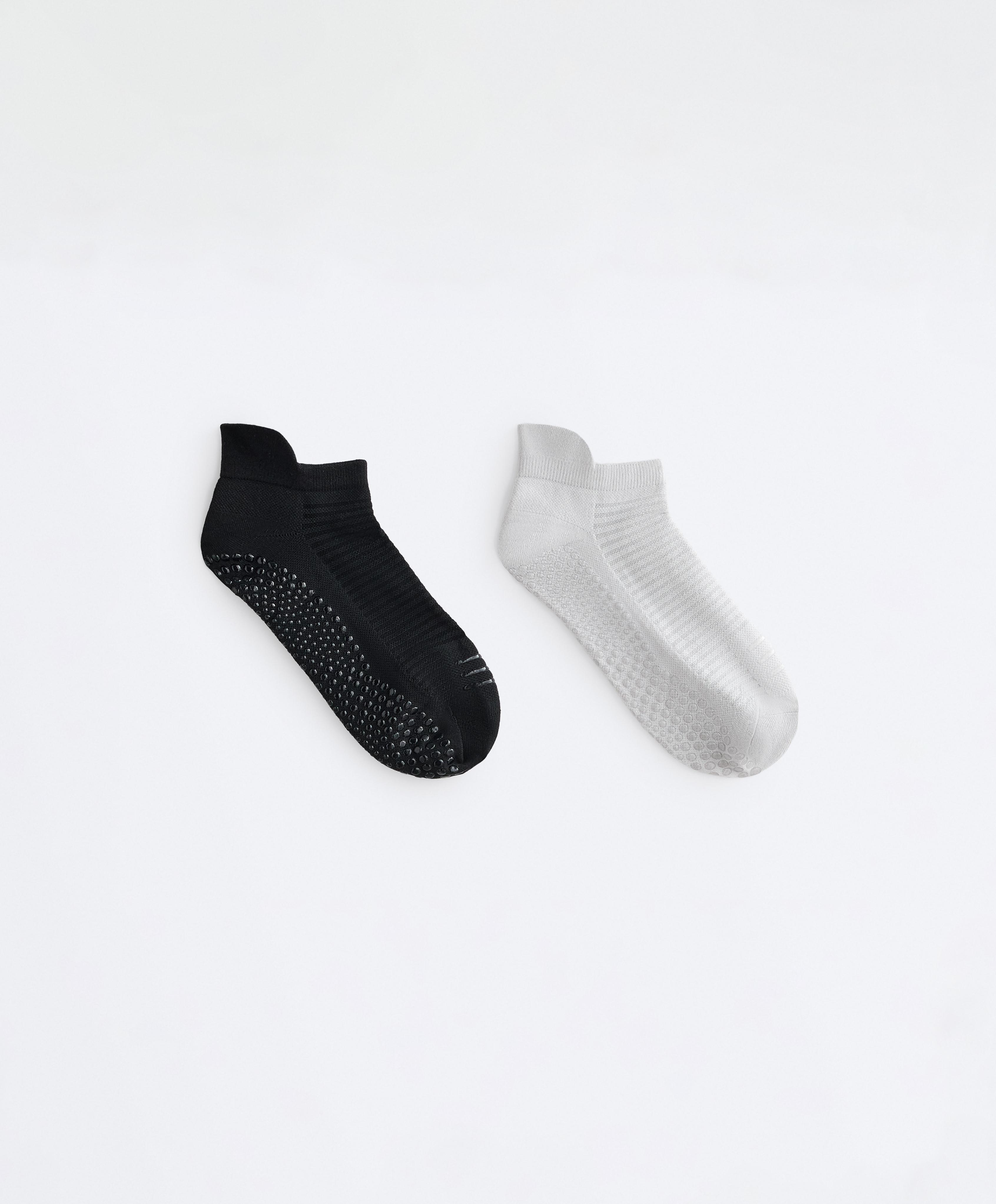2 pairs of polyamide blend yoga and Pilates sneaker socks — BLACK