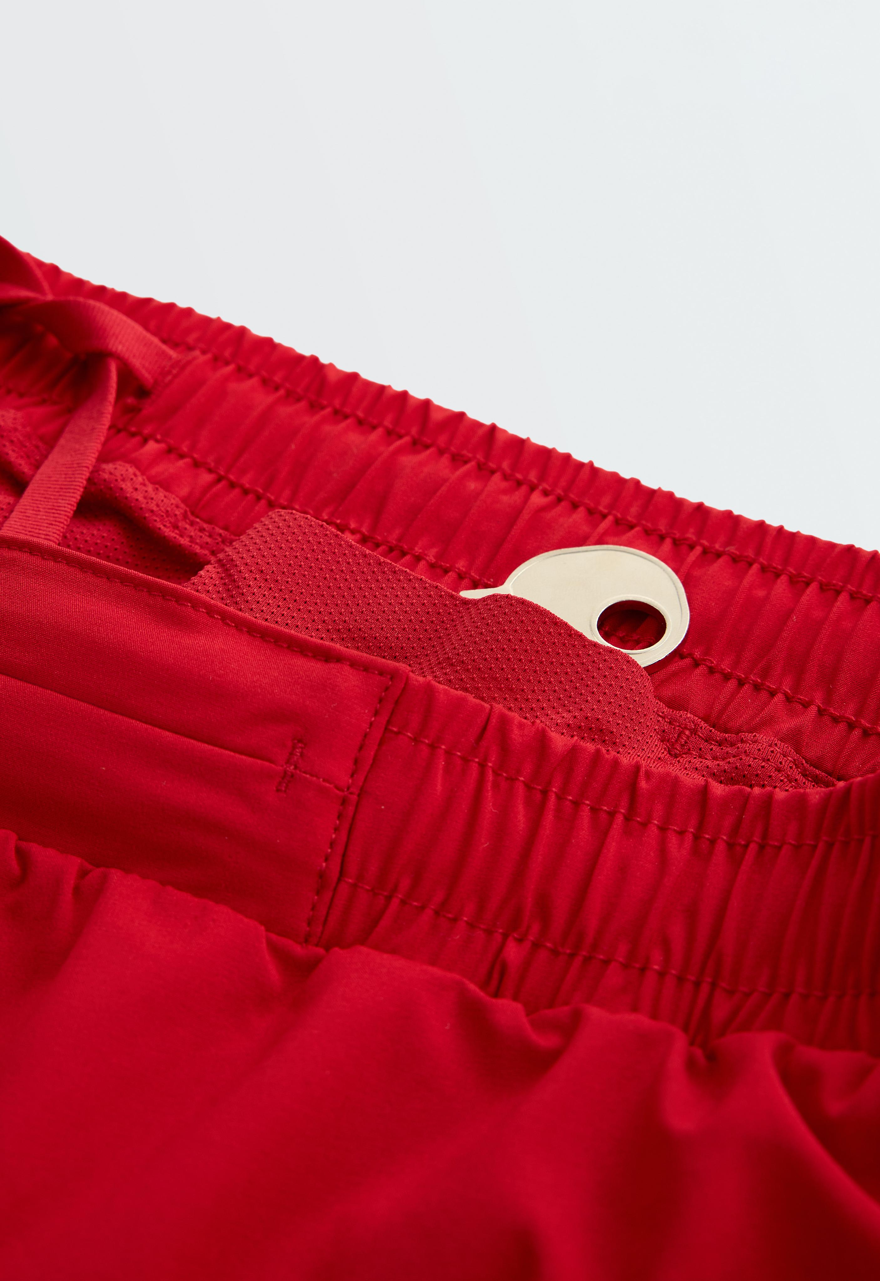 6cm low-rise technical shorts — STRONG RED