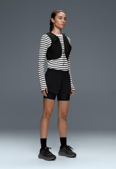 Technical mid rise 2-in-1 shorts — BLACK 1
