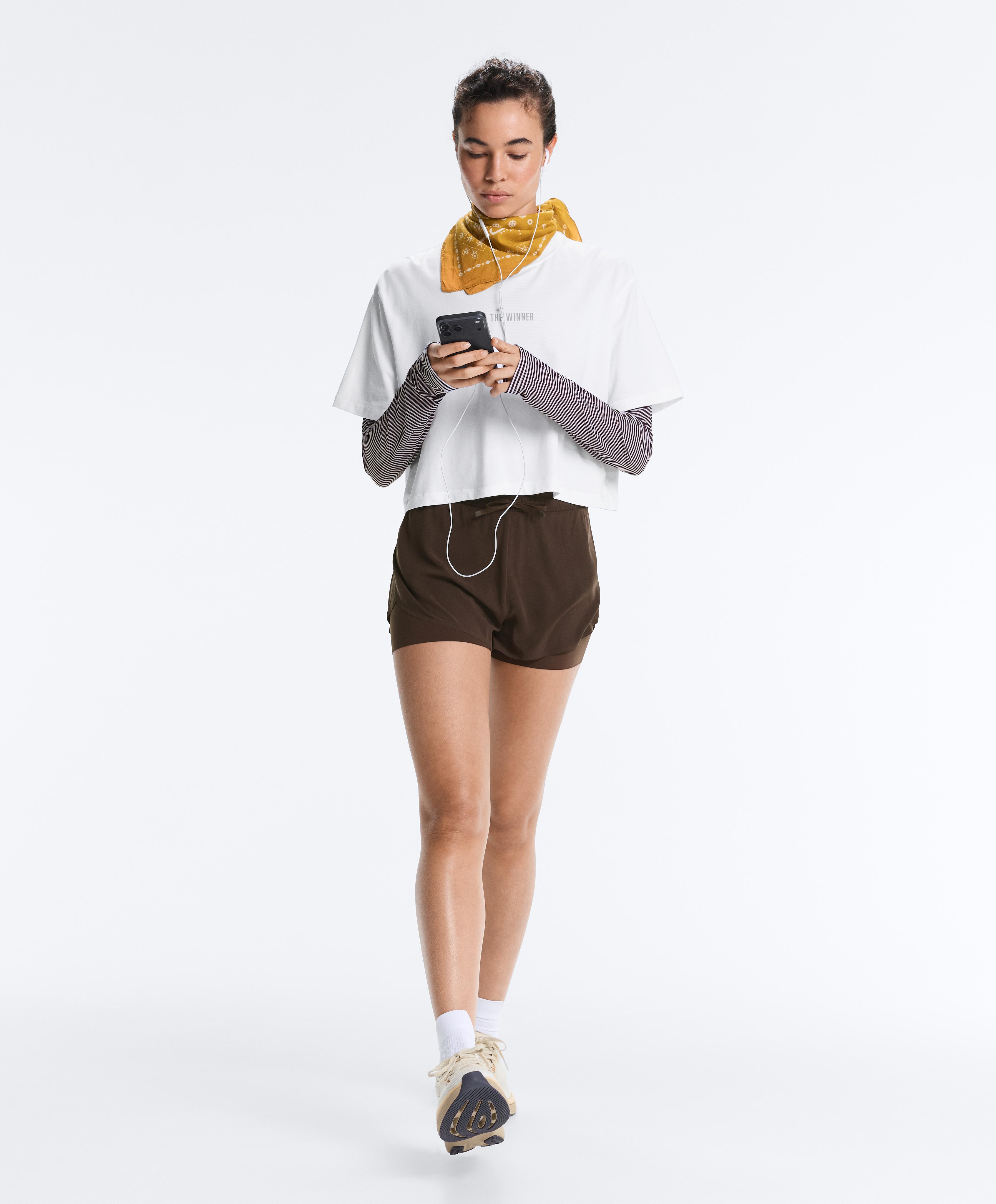 Light Touch 2-in-1 mid-rise shorts — DARK BROWN