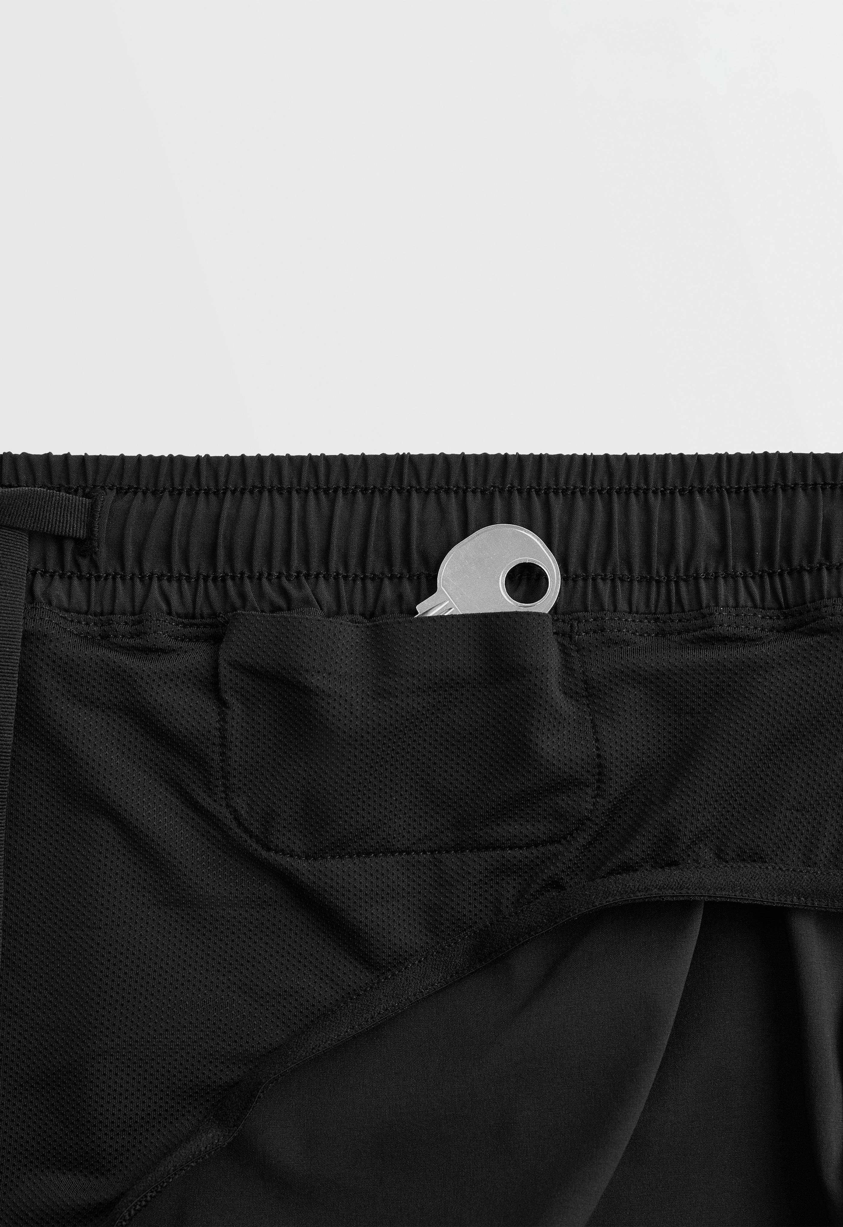 6cm low-rise technical shorts — BLACK