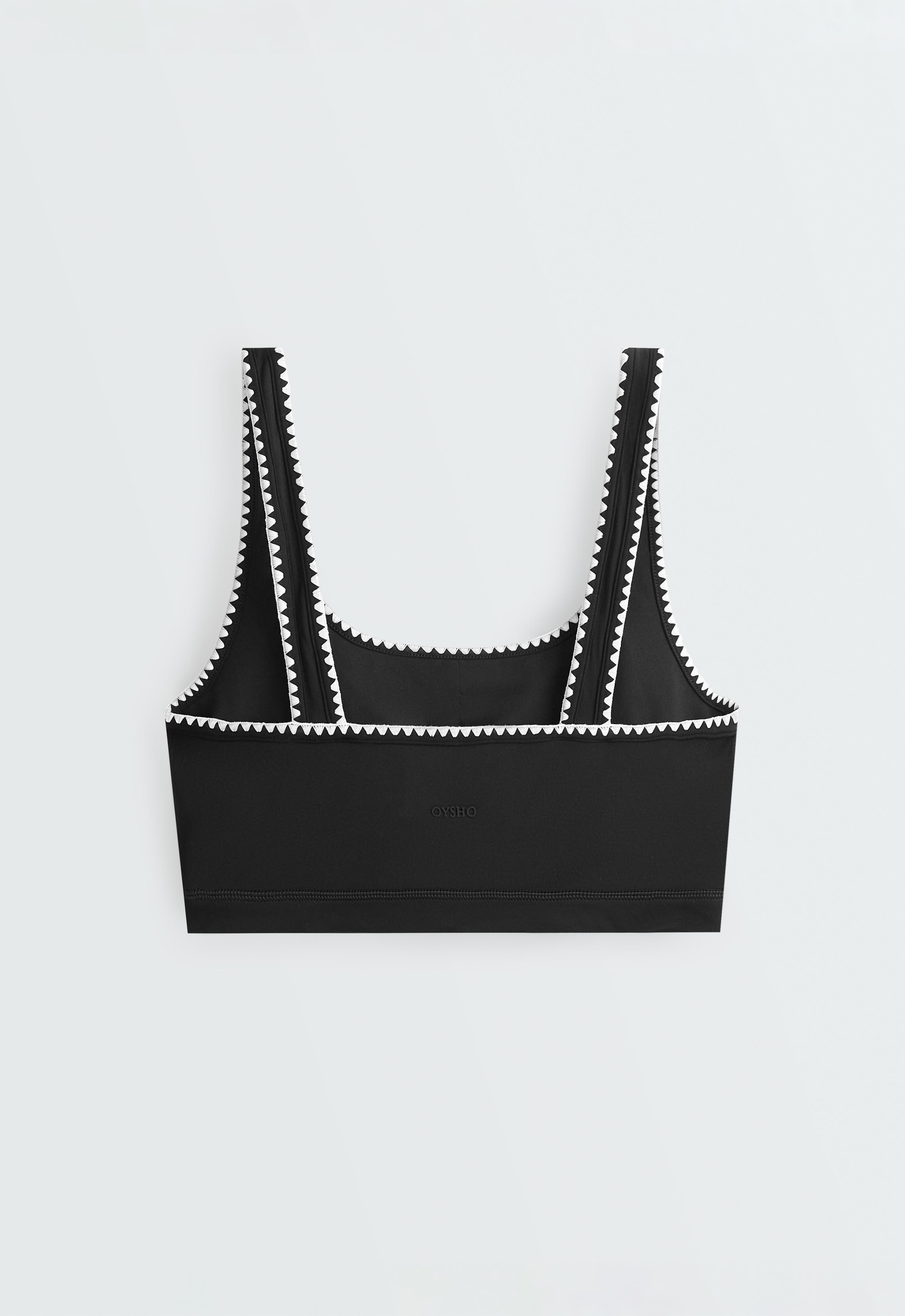 Medium-support Comfortlux sports bra with contrast seams — BLACK