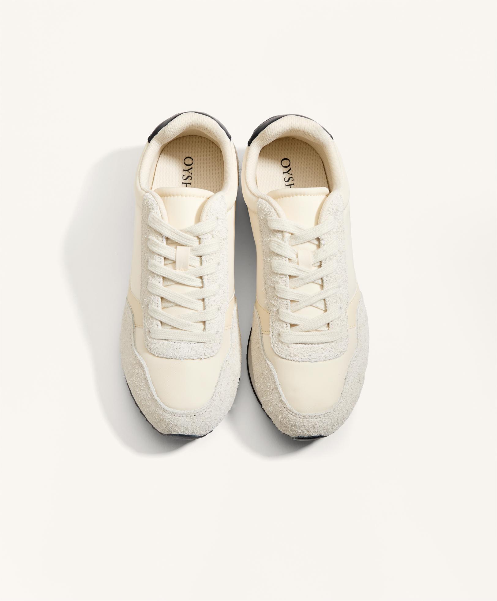 Nylon sneakers met contrasterende zool - Sale