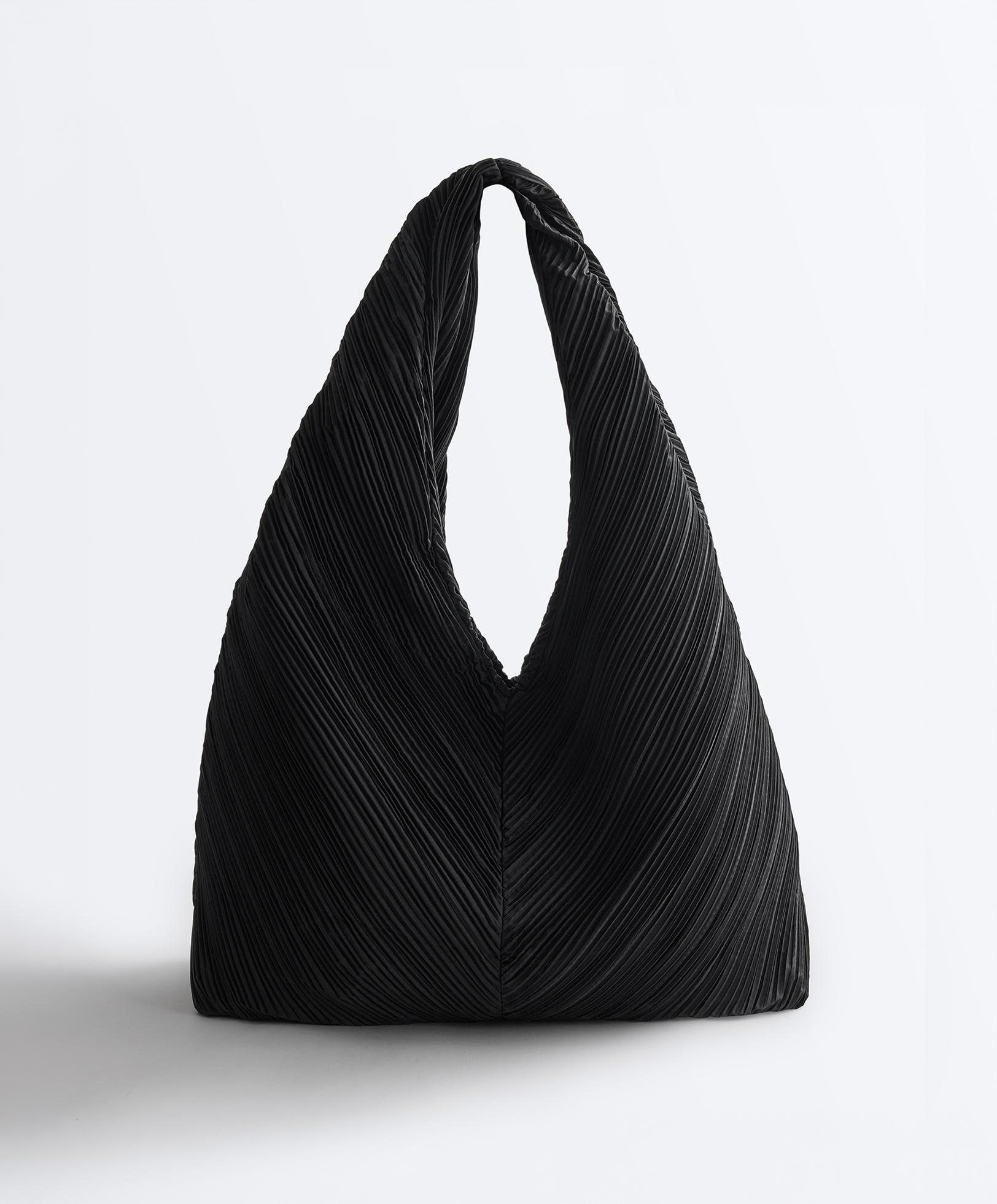 Pleated nylon shoulder bag — BLACK