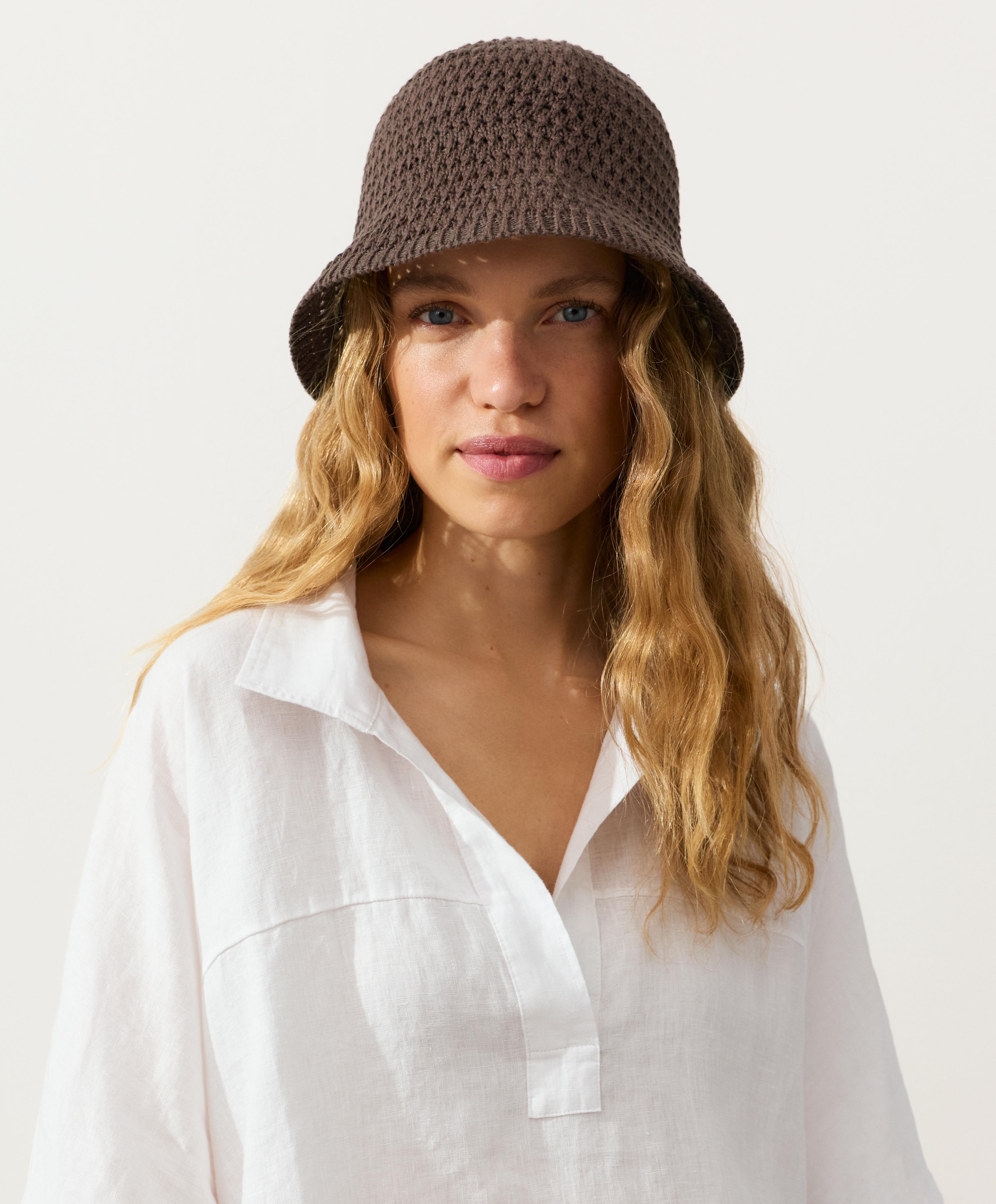 100% cotton crochet bucket hat — BROWN
