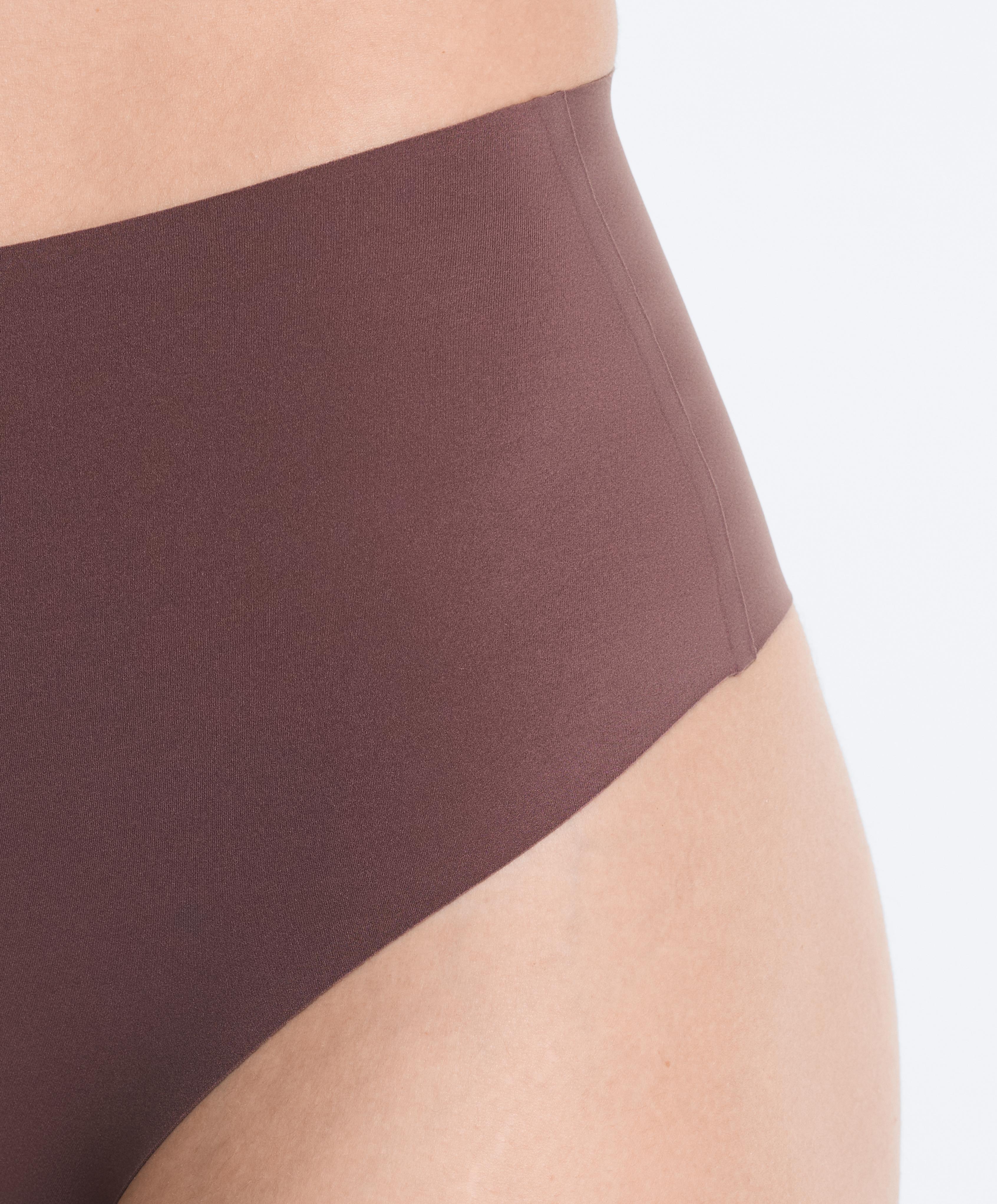 2 tangas taille haute en mélange de polyamide invisible medium support 2 tangas taille haute en mélange de polyamide invisible medium support