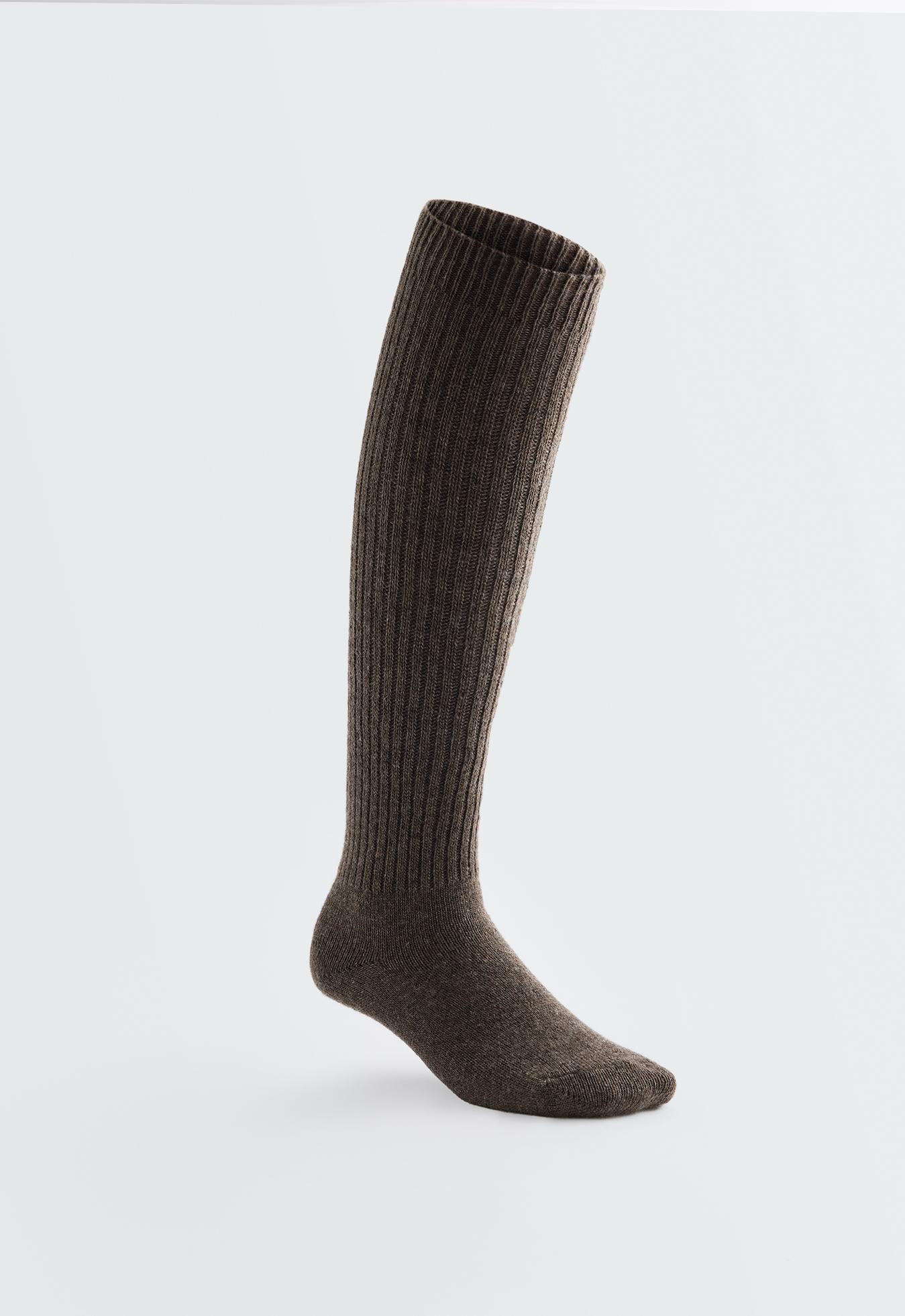 22% cashmere 10% wool long socks — CHOCOLATE