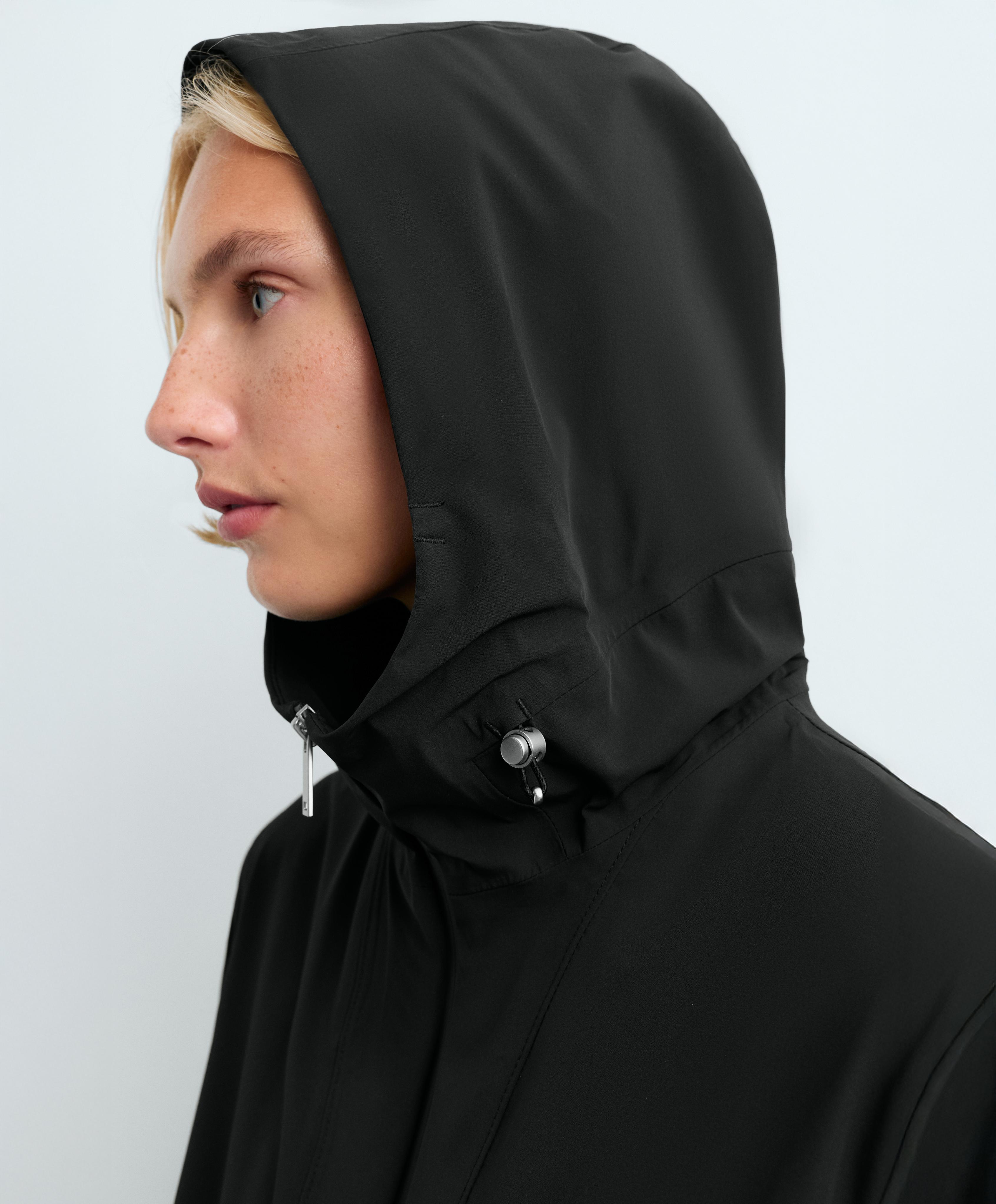 Extra lightweight long 10k waterproof jacket — BLACK