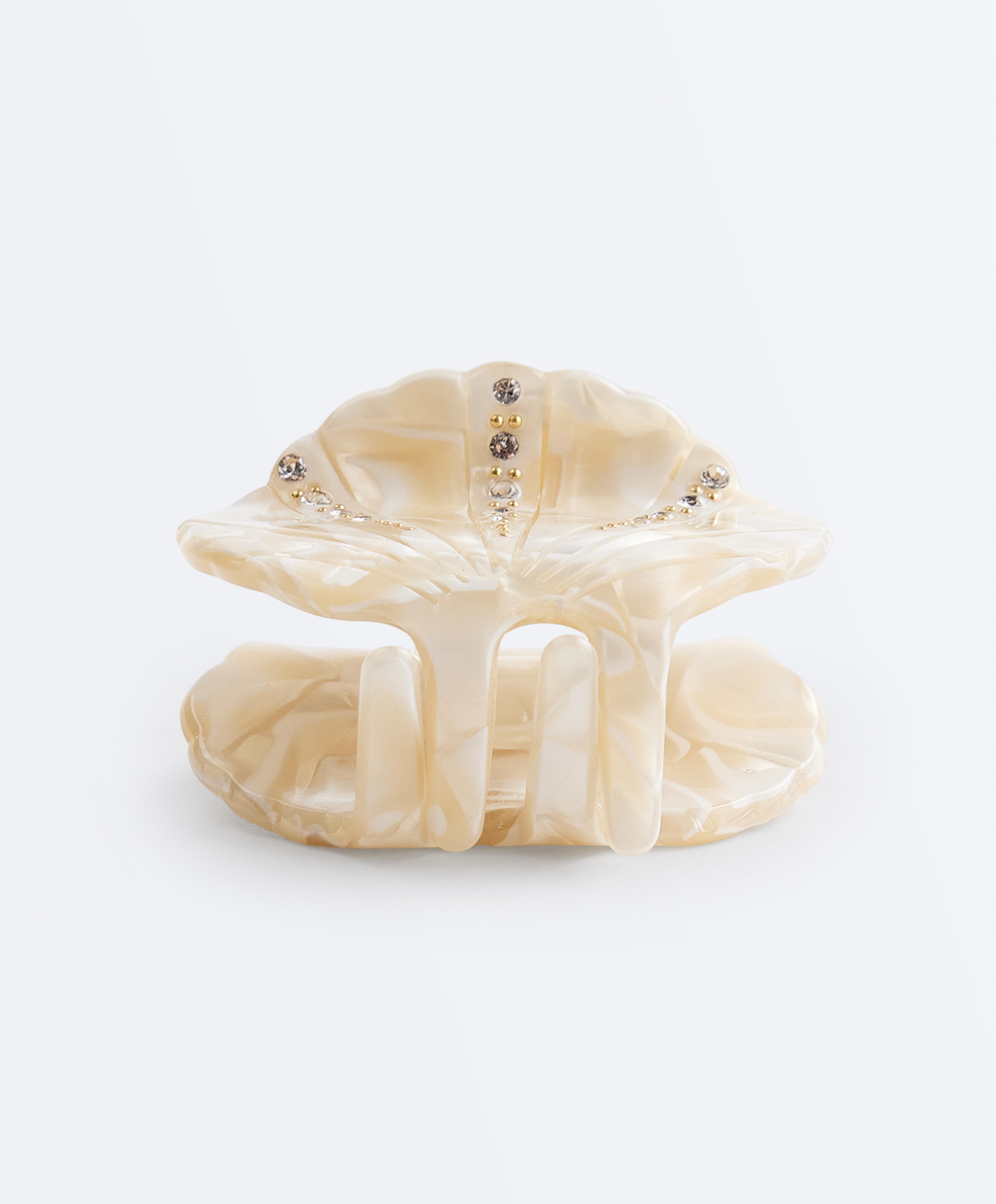 Small shell hair clip — SAND
