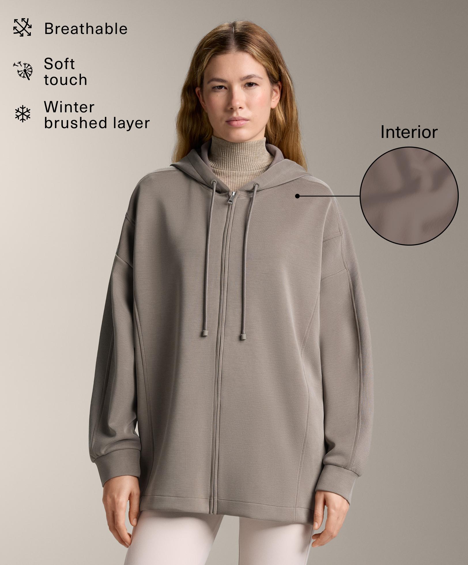 جاكيت طويل بغطاء رأس وتفاصيل حواف من المودال الممشط جاكيت طويل بغطاء رأس وتفاصيل حواف من المودال الممشط