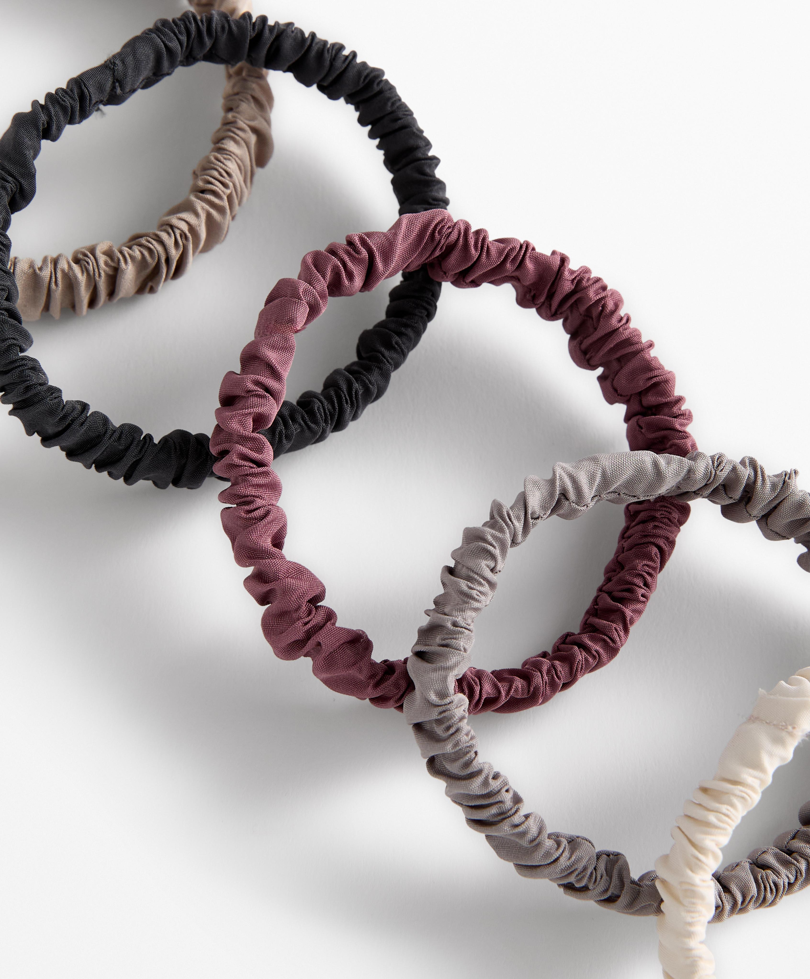 5 hair ties