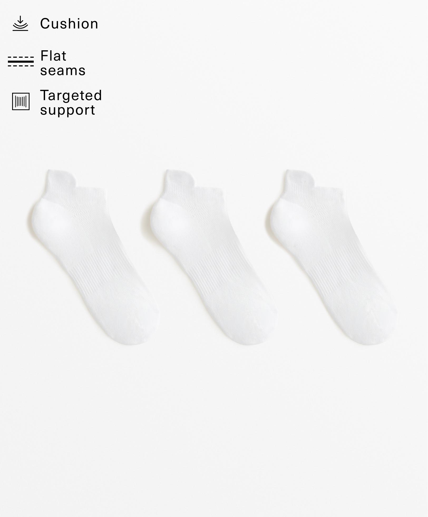 3 pairs of tab cotton blend sports sneaker socks