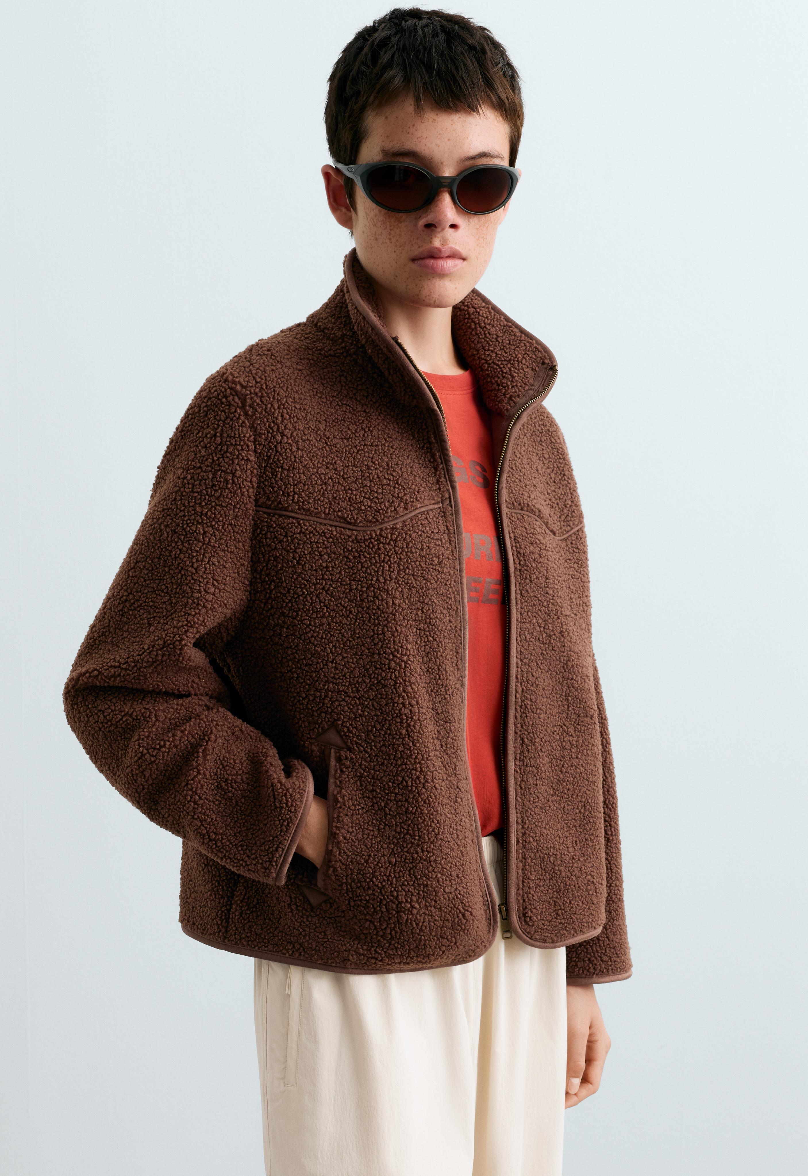 Chaqueta borreguillo pipping