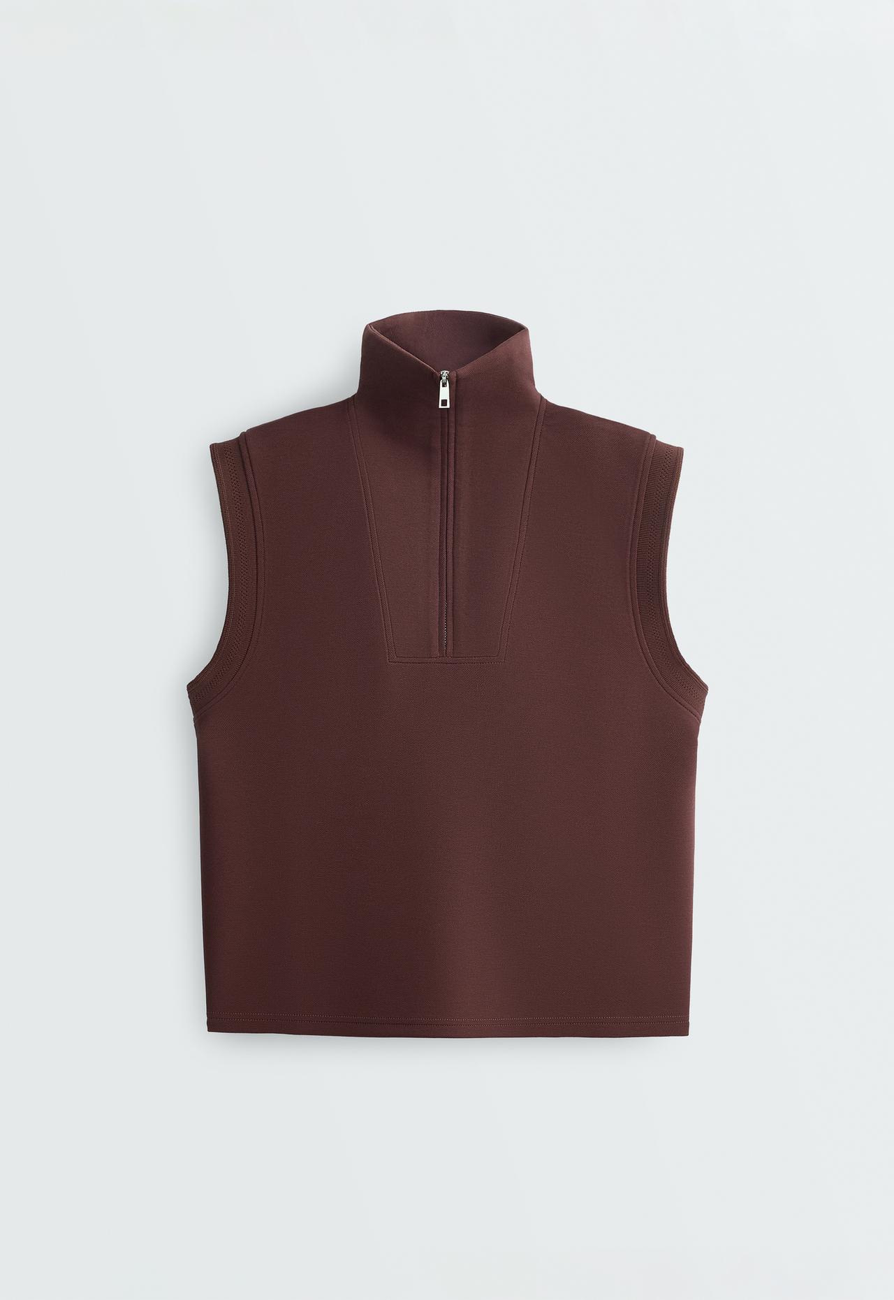 Cotton piqué sleeveless vest — CHOCOLATE