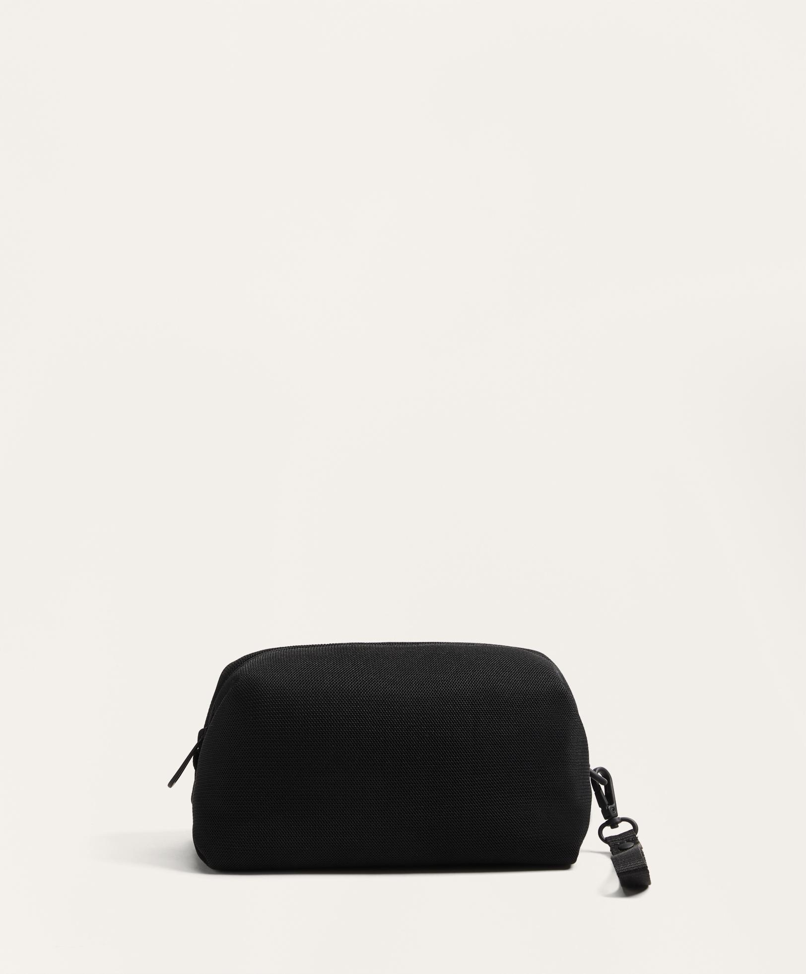 Mesh wash bag Mesh wash bag