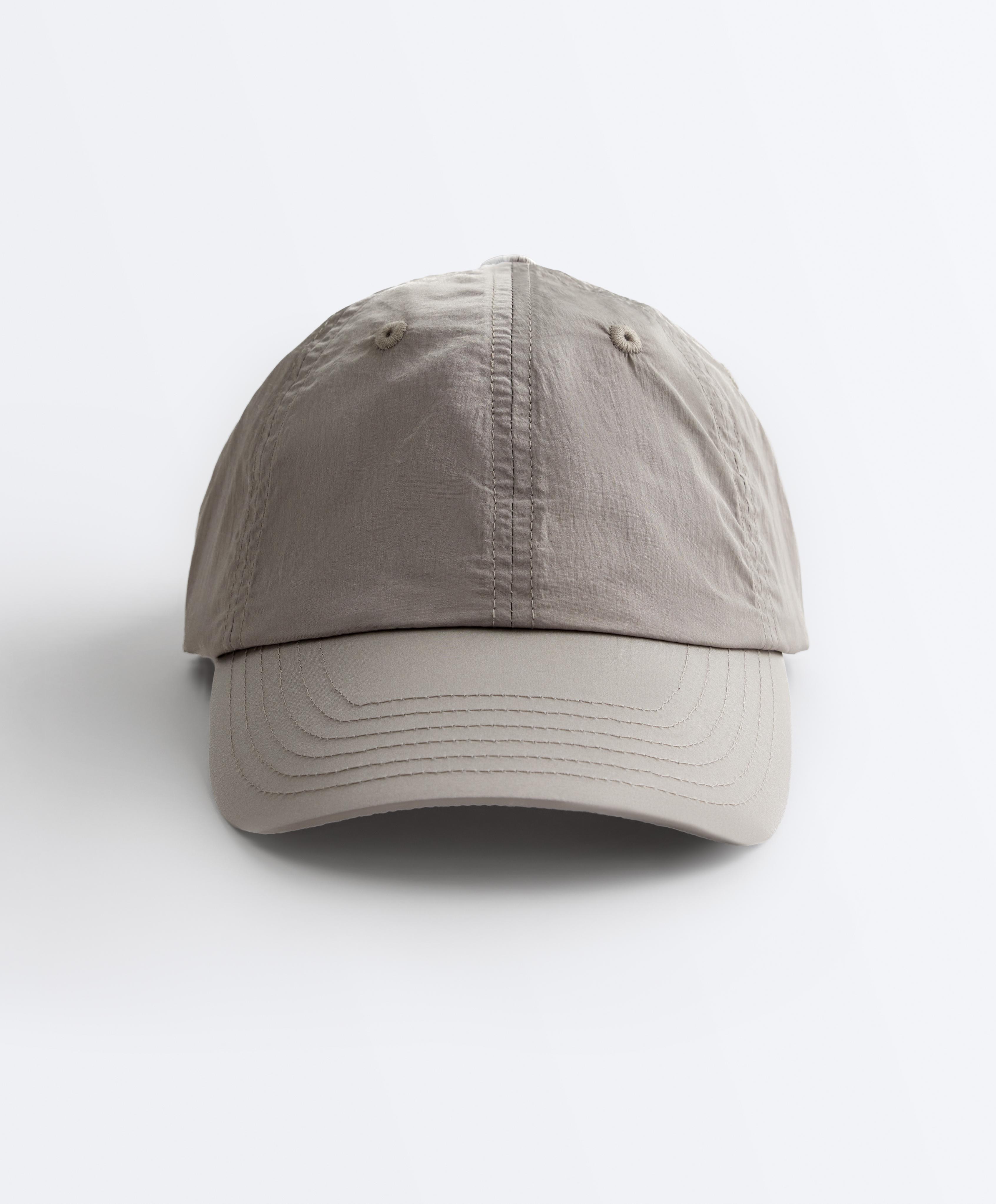 Lightweight sports cap — MINK