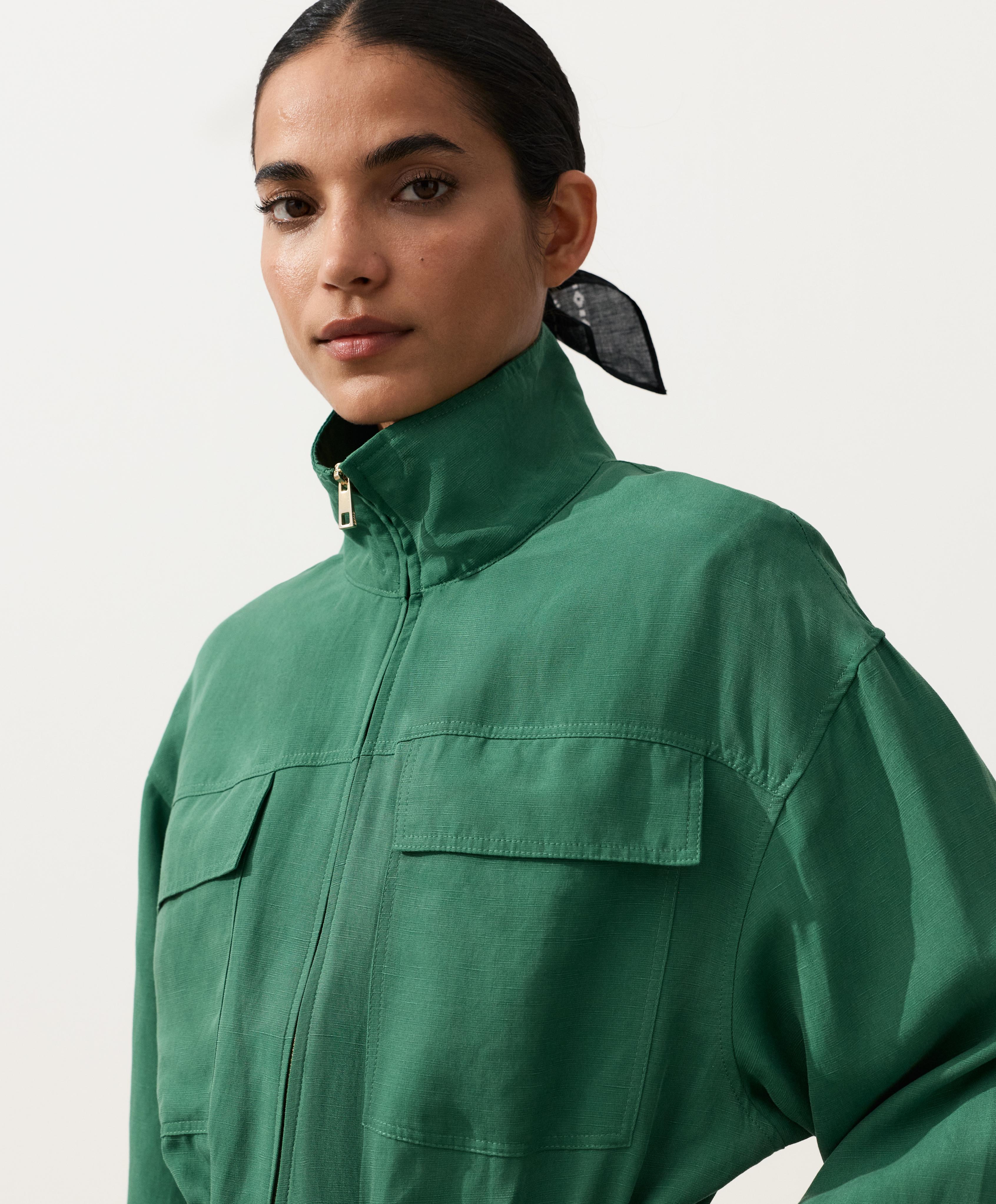 Lyocell and 24% linen blend ruched waist jacket — EMERALD GREEN