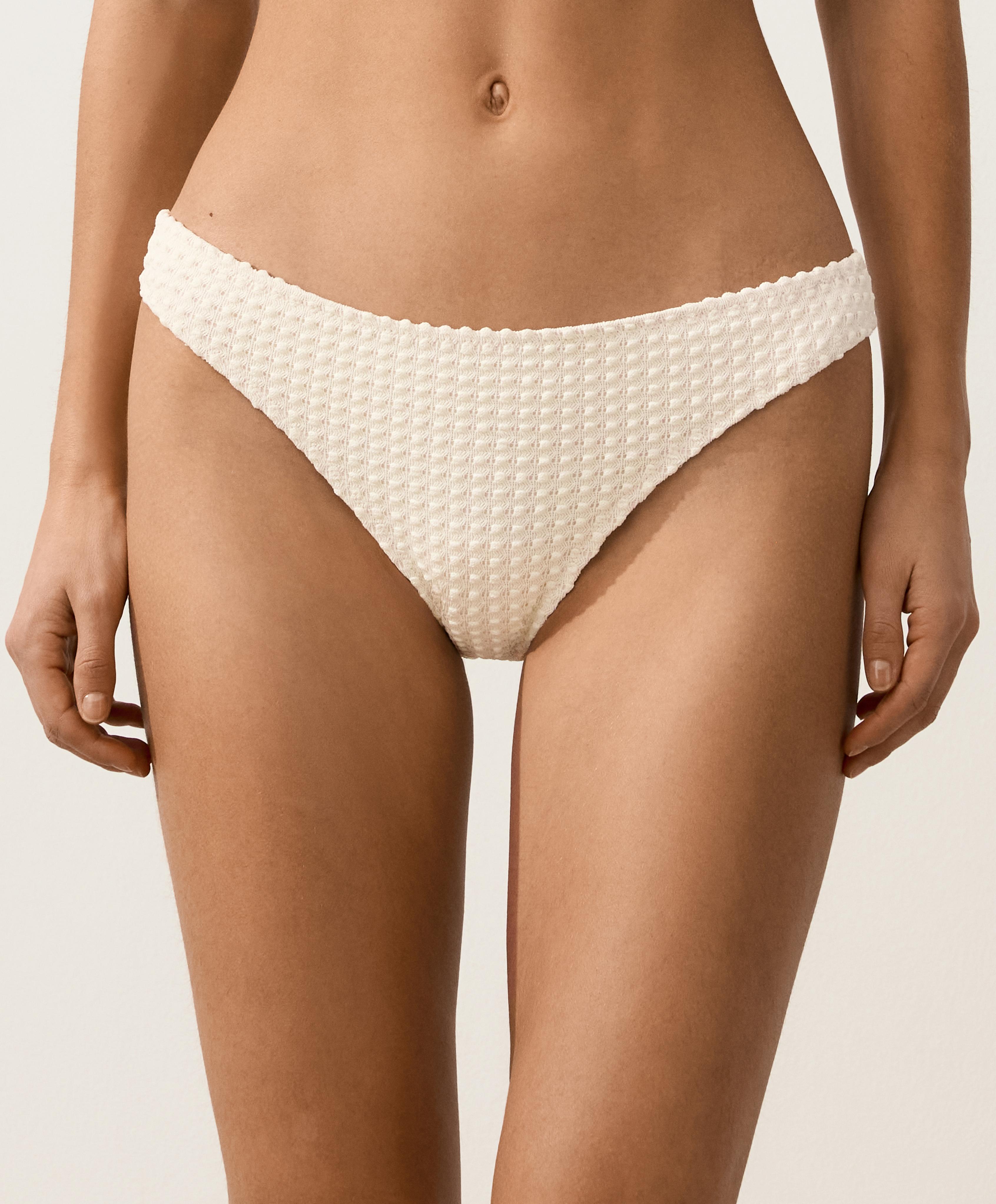 Bubble-texture crochet classic bikini briefs — ECRU