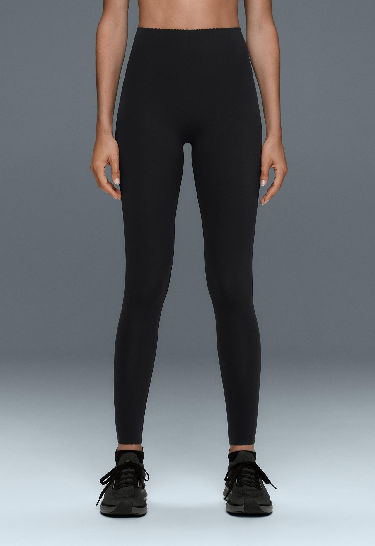 Compressive raise up high-rise ankle-length leggings — BLACK