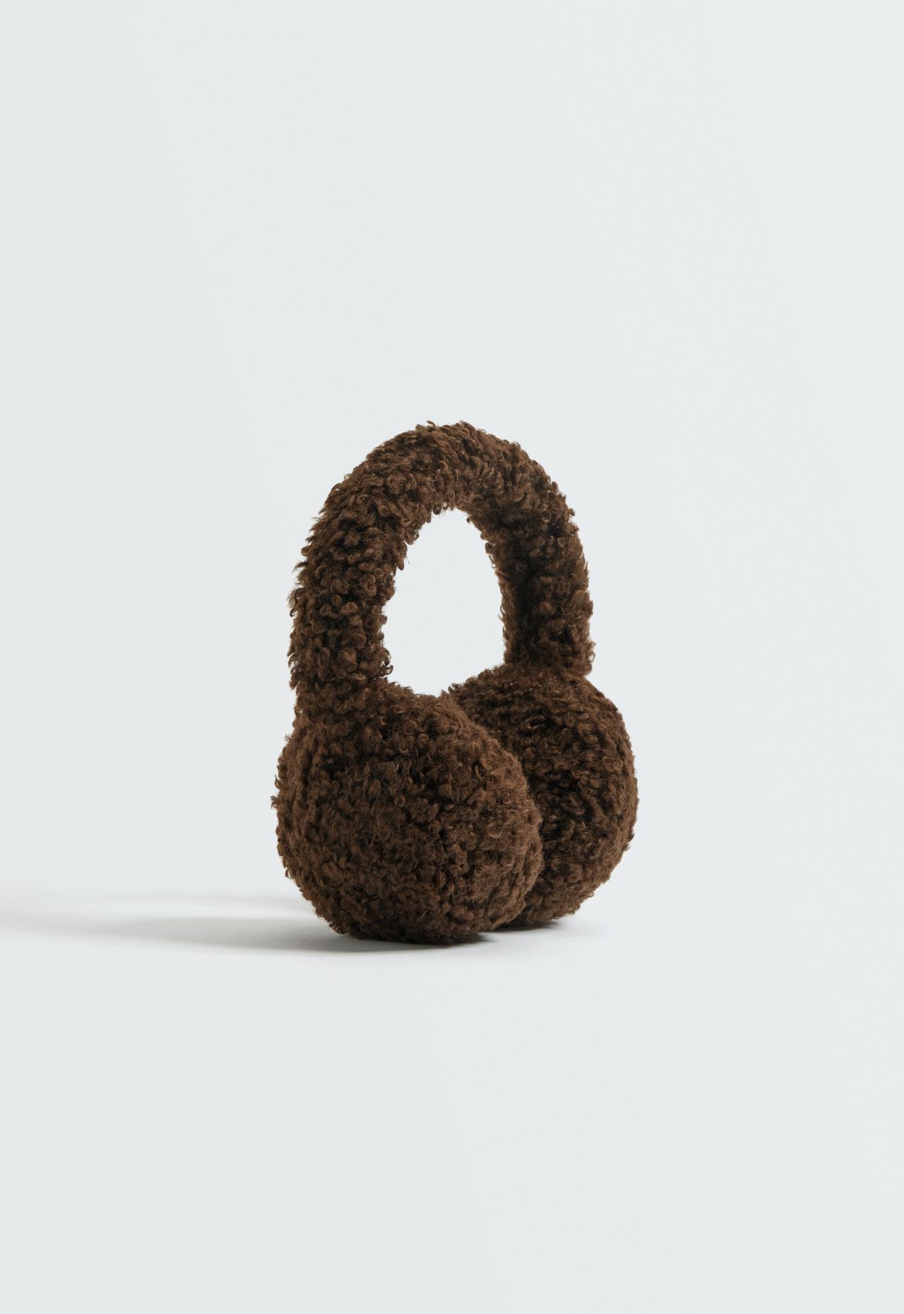 Faux-shearling earmuffs — CHOCOLATE      