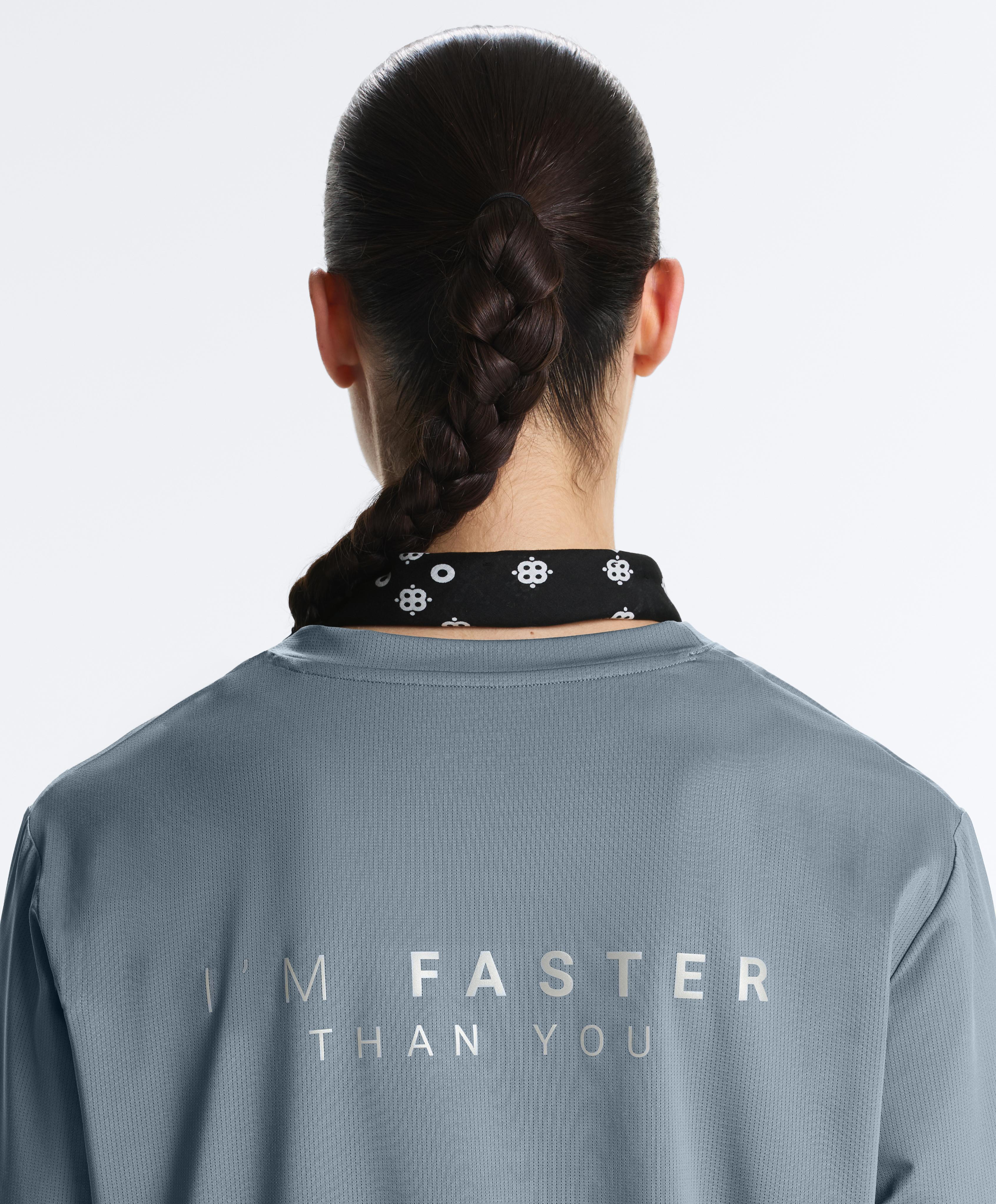 Long-sleeved technical T-shirt with text — MID GREY-BLUE