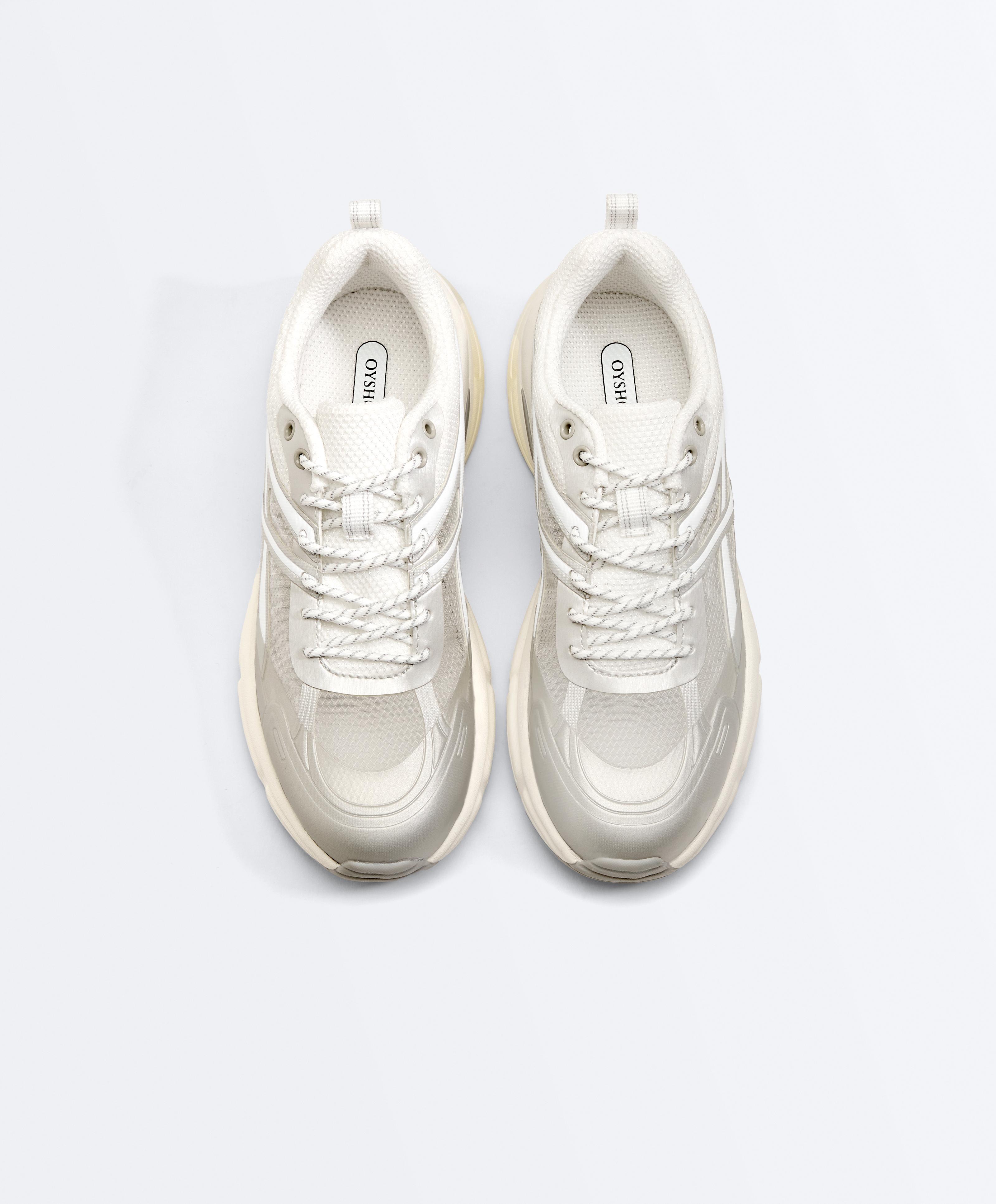 Running-style trainers — WHITE