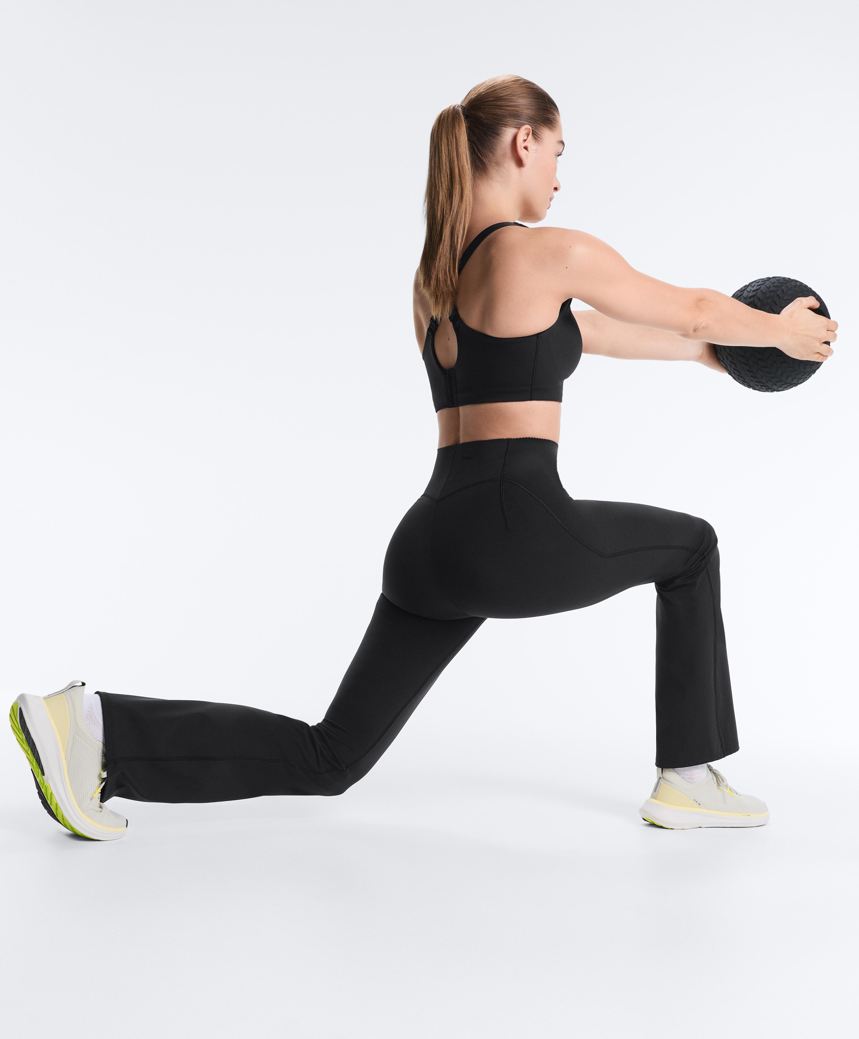 Black compressive raise up flare total look