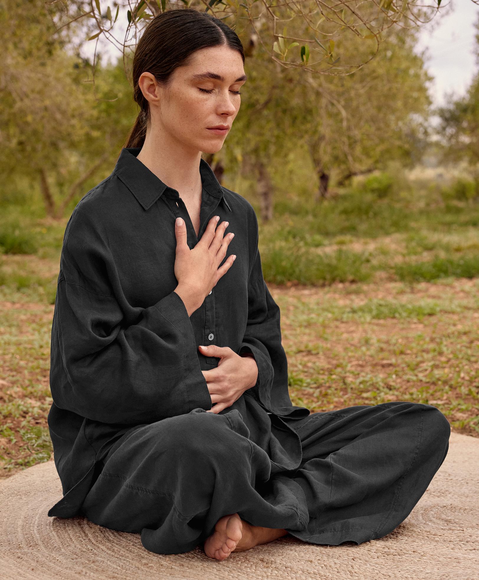 Oversize shirt in 100% linen - Sale