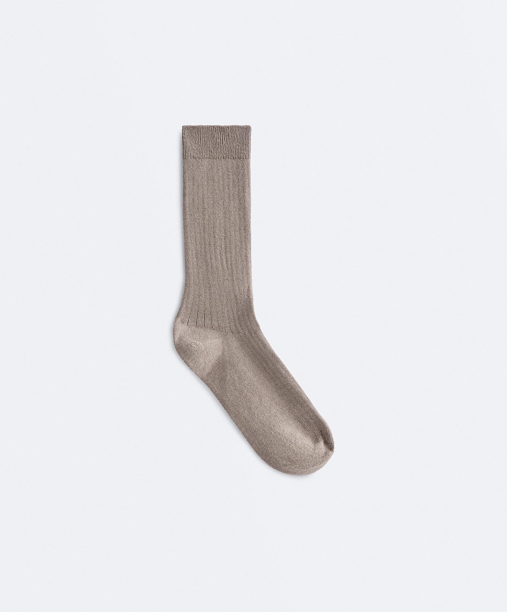 Modal blend classic socks with 13% cashmere — TAN