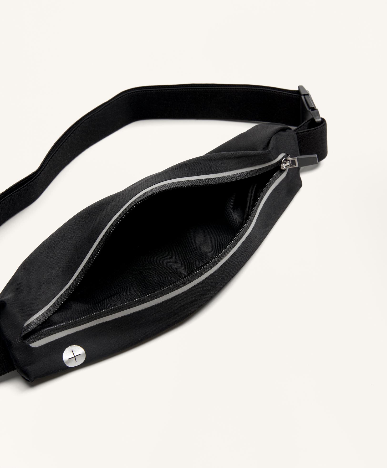 Adjustable water-repellent Running bum bag - Sale Adjustable water-repellent Running bum bag - Sale