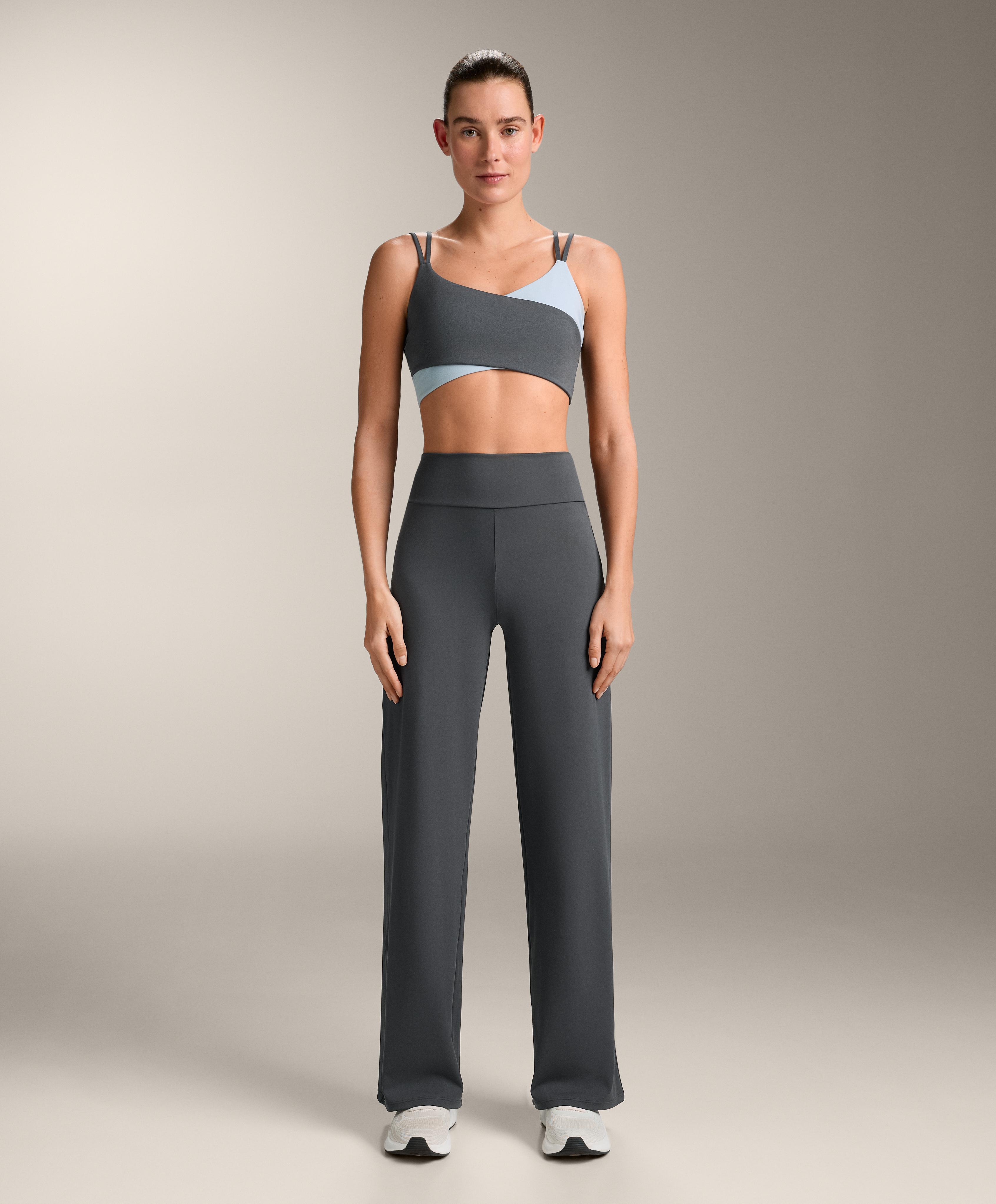 Total look Comfortlux pantalón recto azul