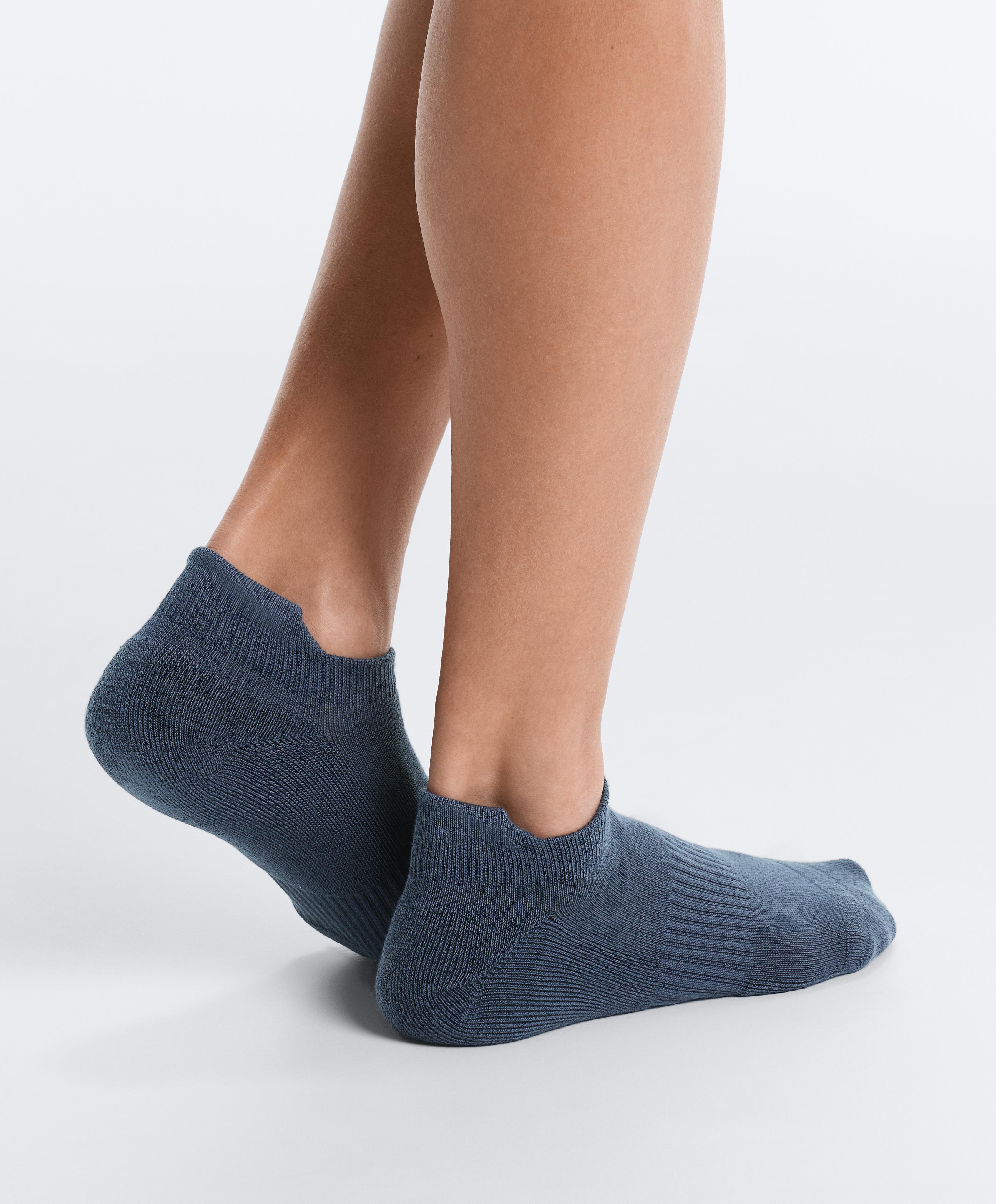 3 pairs of tab cotton blend sneaker socks — PALE PINK