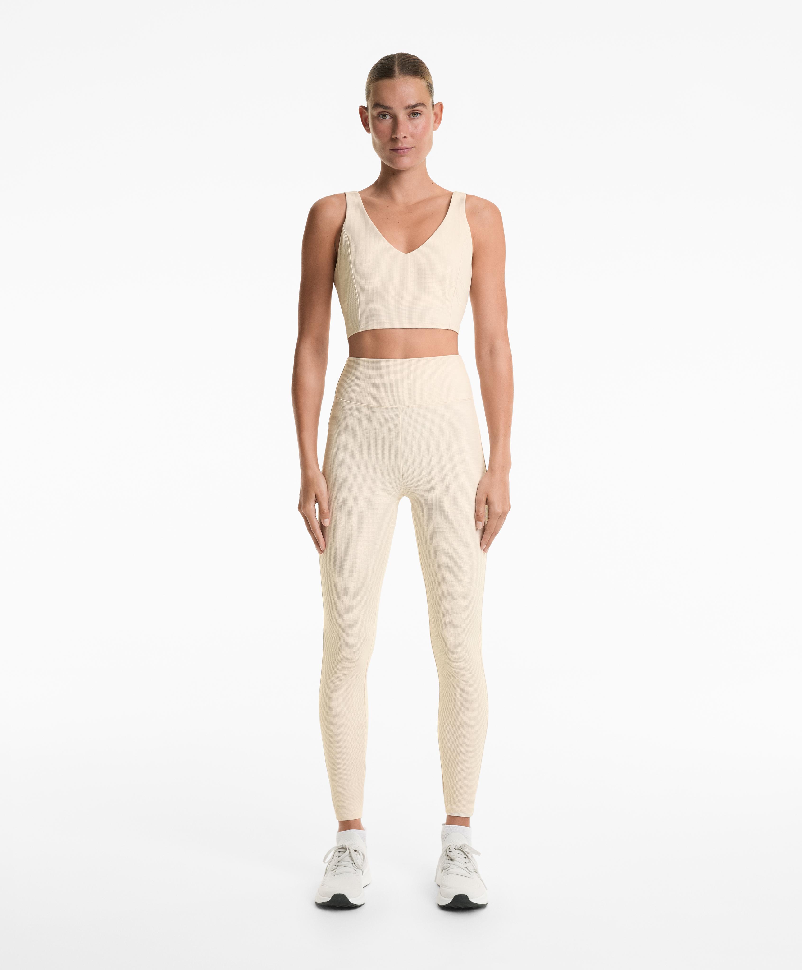 Ecru waffle high-rise total look