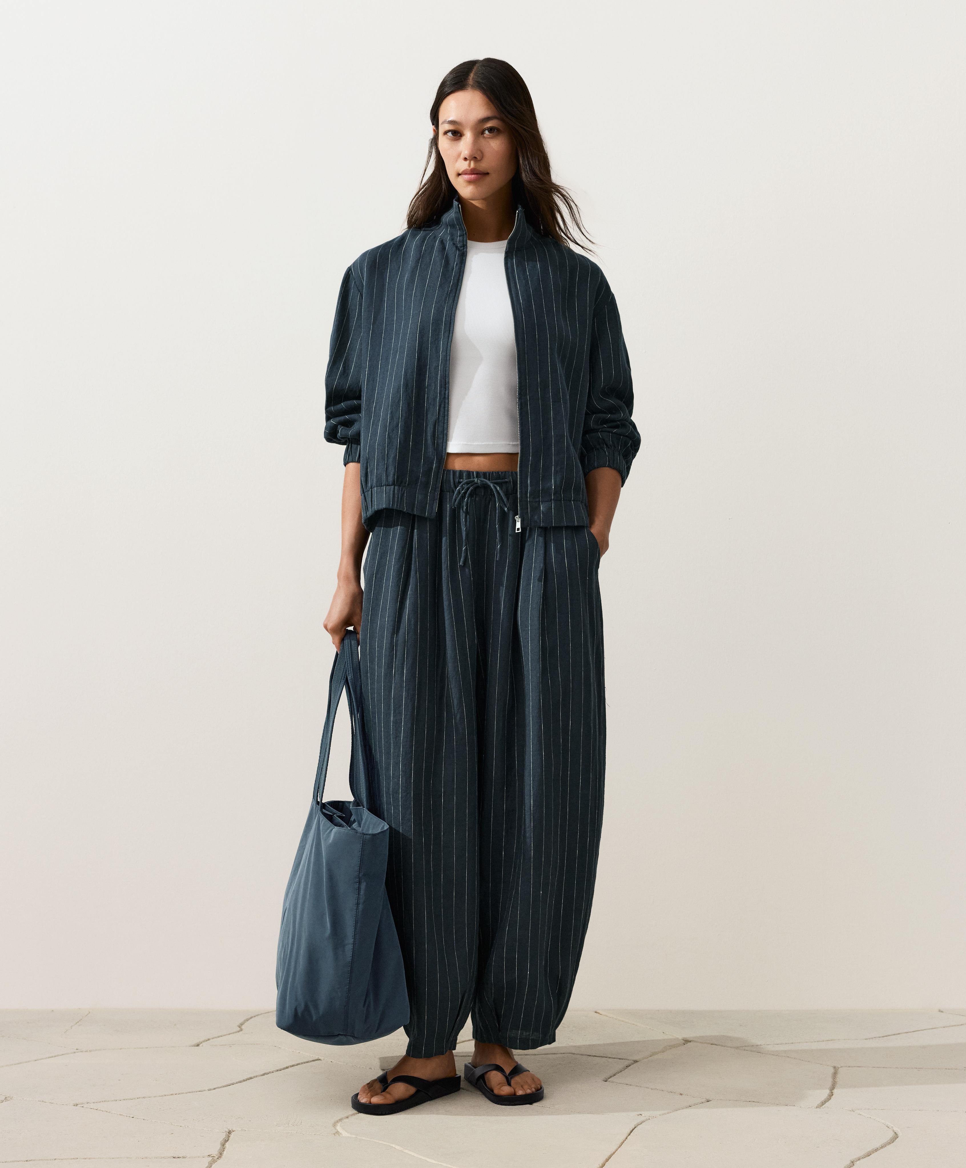 Total look balloon 100 % lin rayé bleu Total look balloon 100 % lin rayé bleu