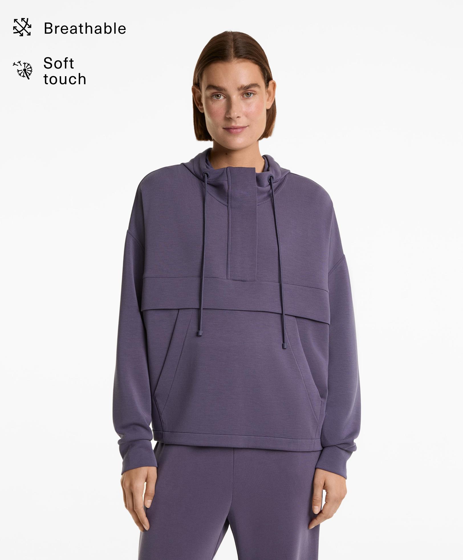 Soft-touch sweatshirt with modal and zip